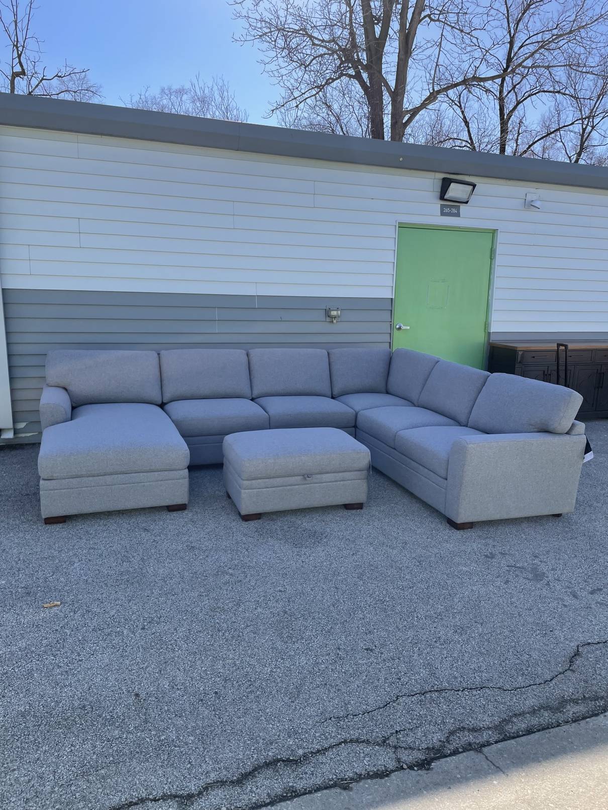 Thomasville Langdon Fabric Sectional with Storage Ottoman