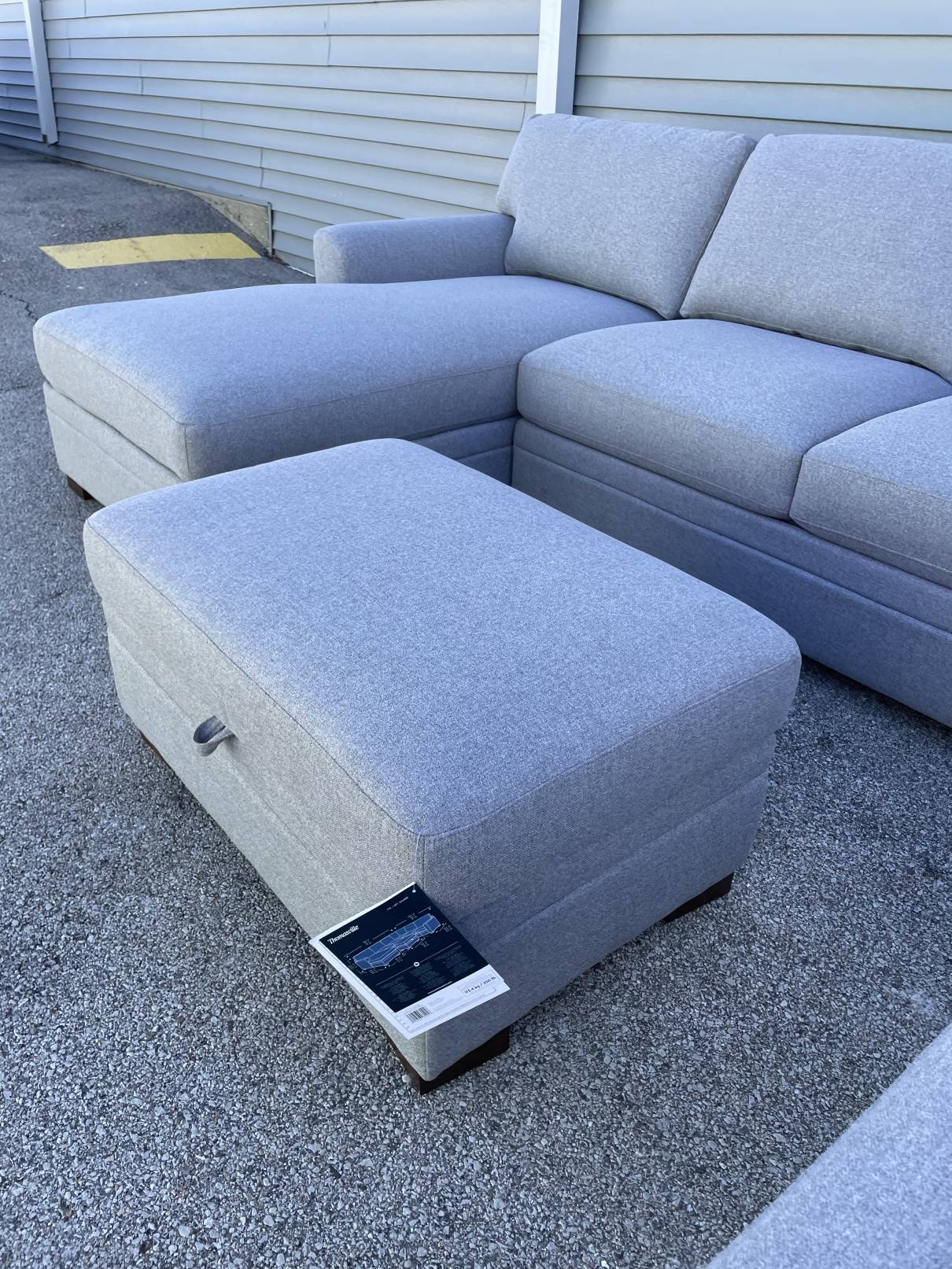 Thomasville Langdon Fabric Sectional with Storage Ottoman