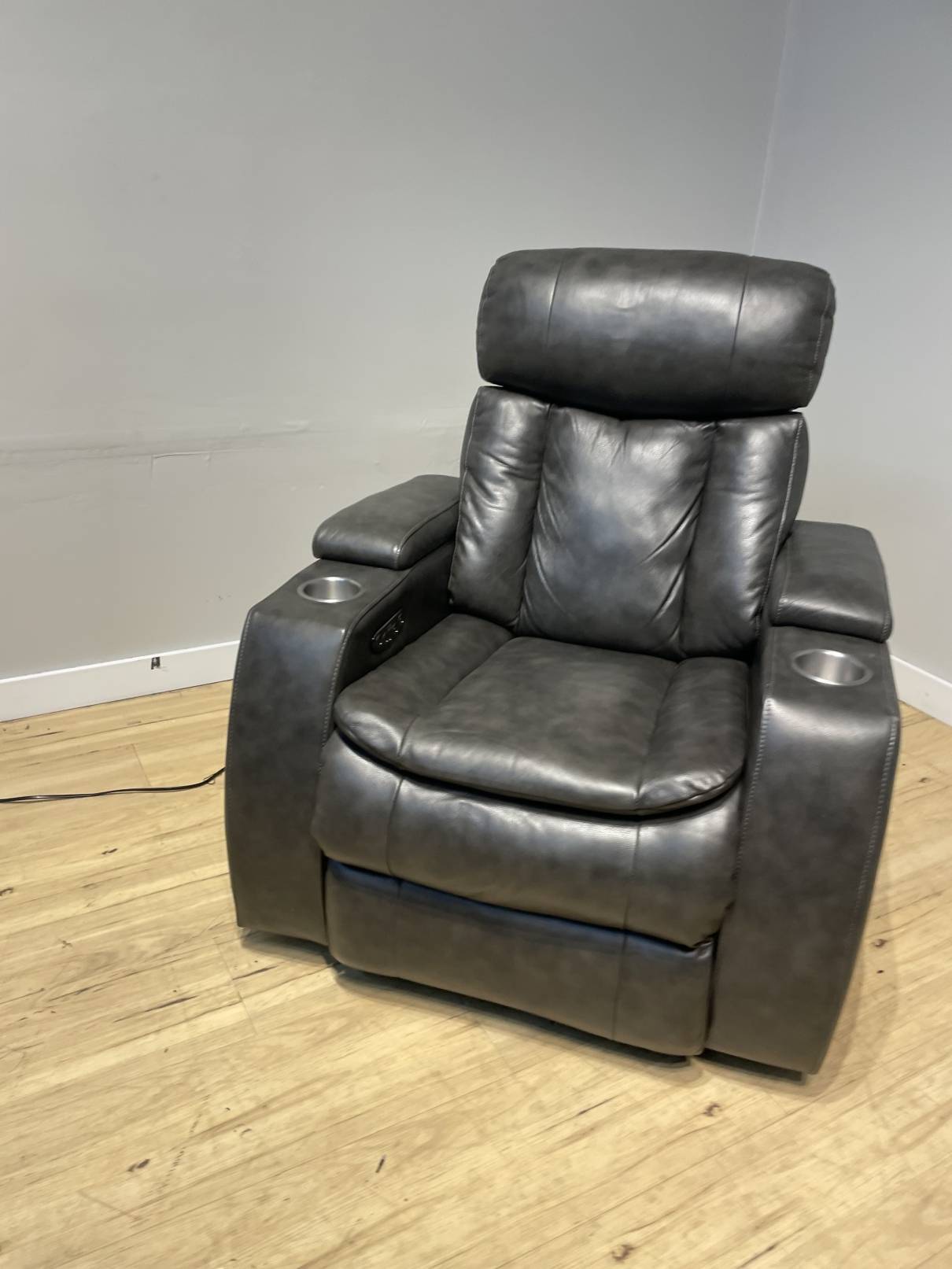 Zayne leather power theater shop recliner with power headrest