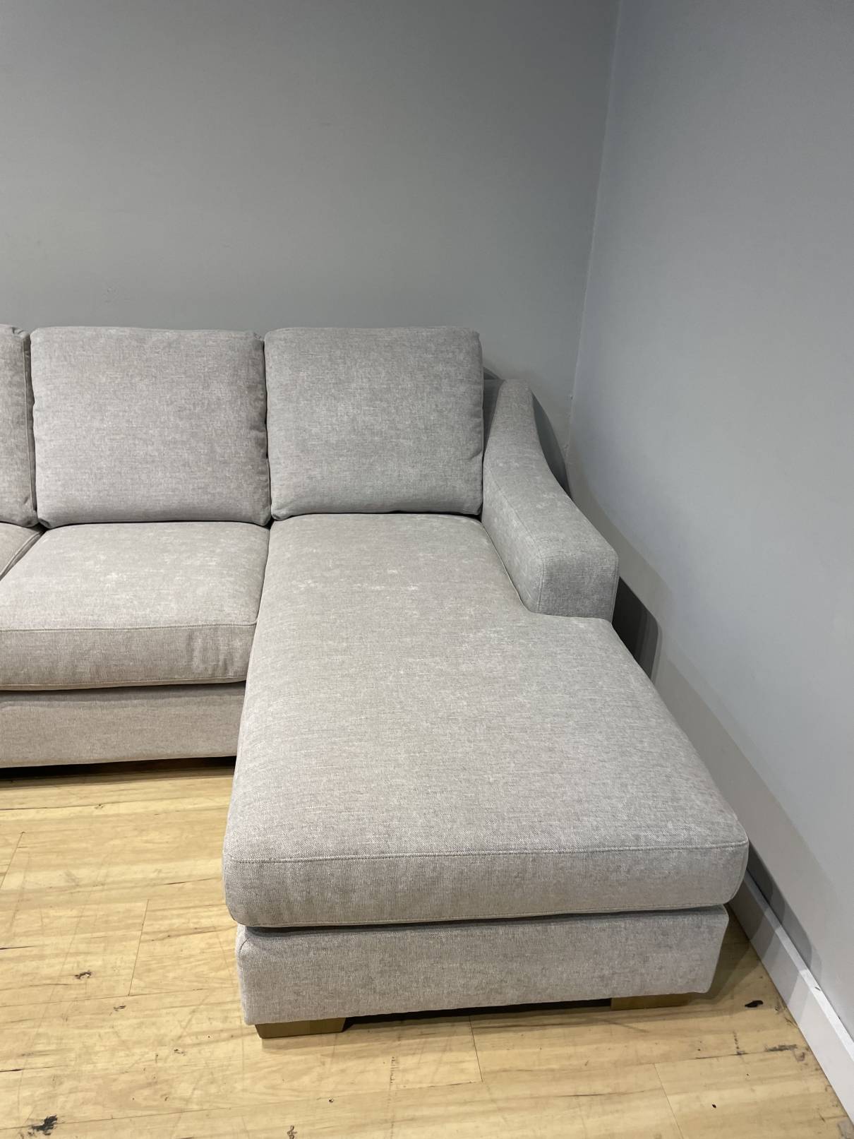 Dillards sofas discount