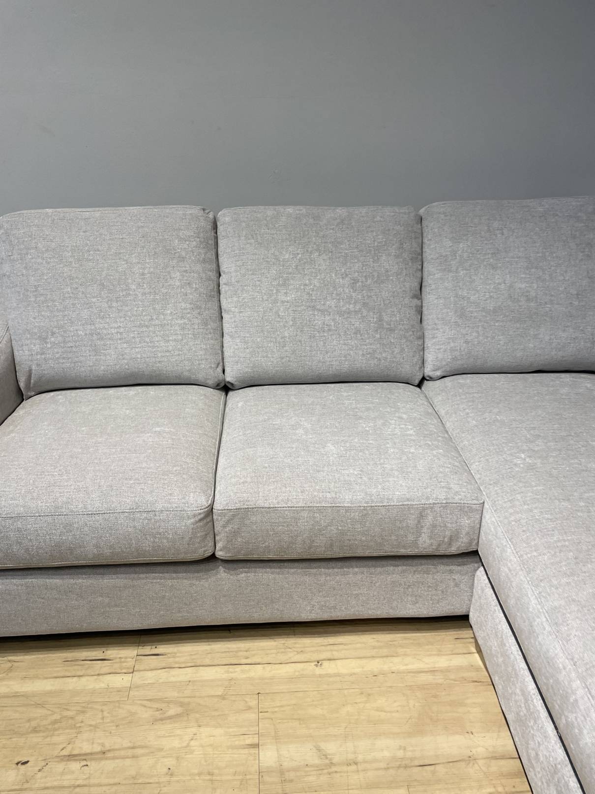 Thomasville Dillard Sofa with Reversible Chaise