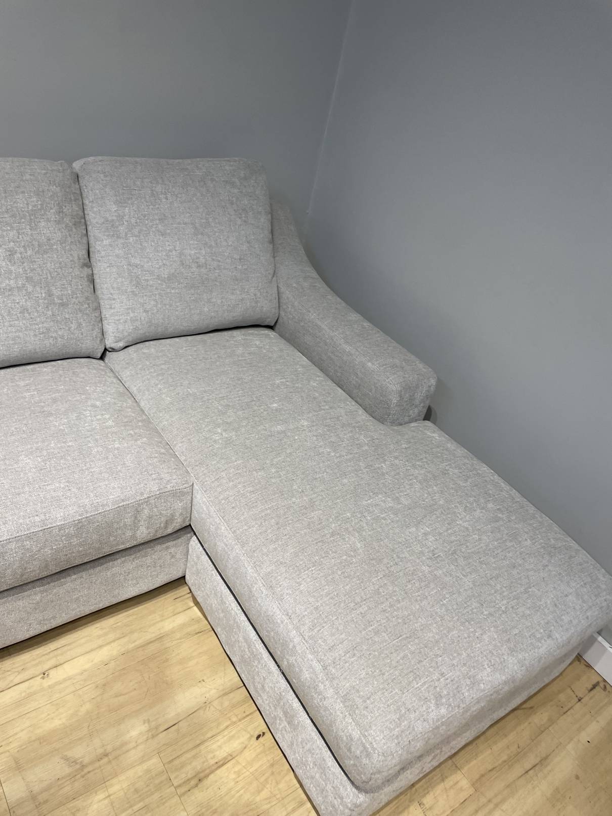 Thomasville Dillard Sofa with Reversible Chaise