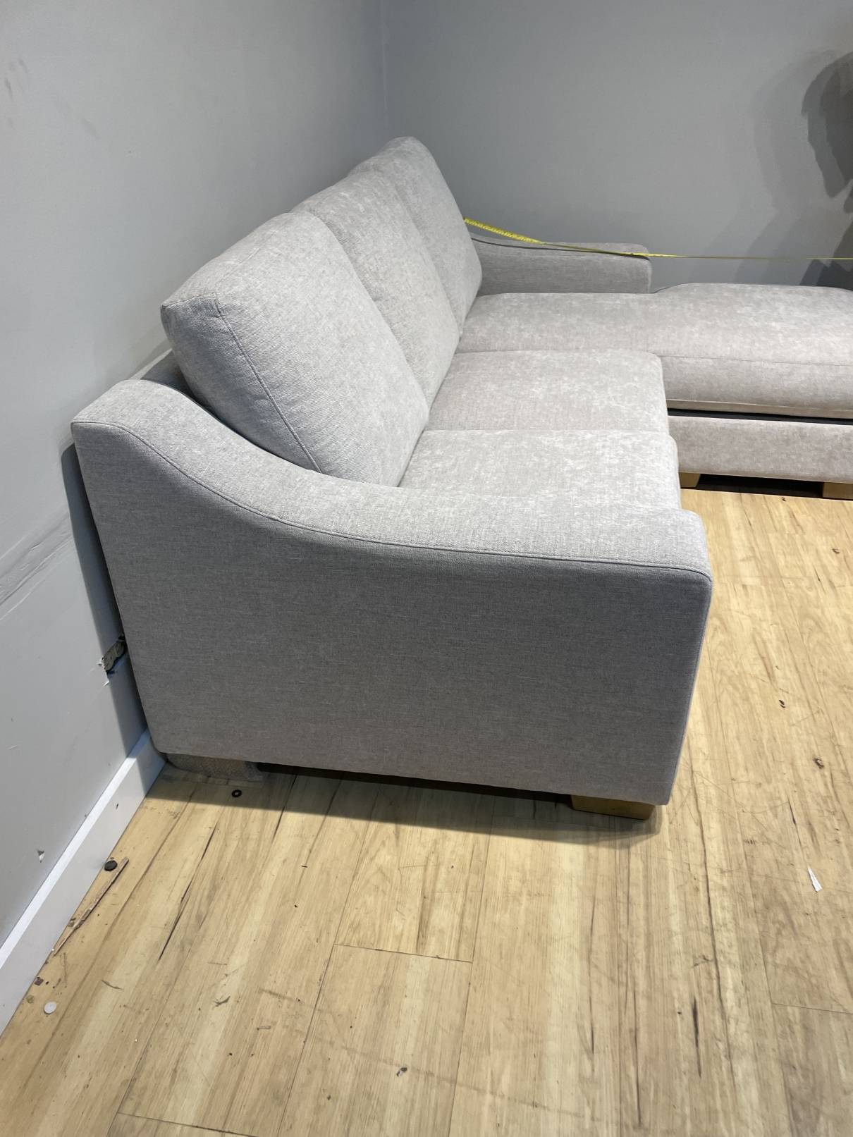 Thomasville Dillard Sofa with Reversible Chaise