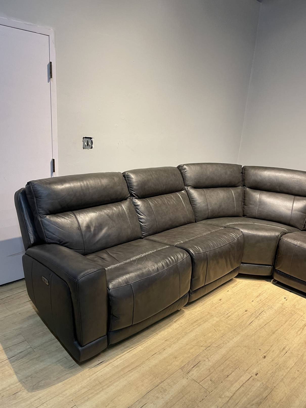 Lauretta leather deals power reclining sectional