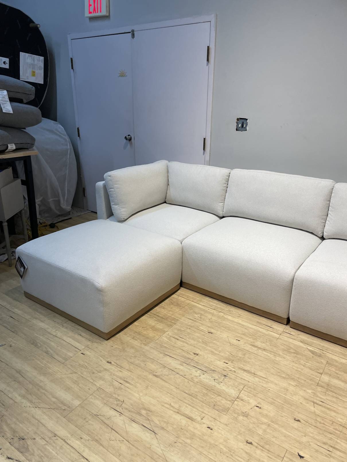 Henredon Murphy Fabric Modular Sectional with Ottoman