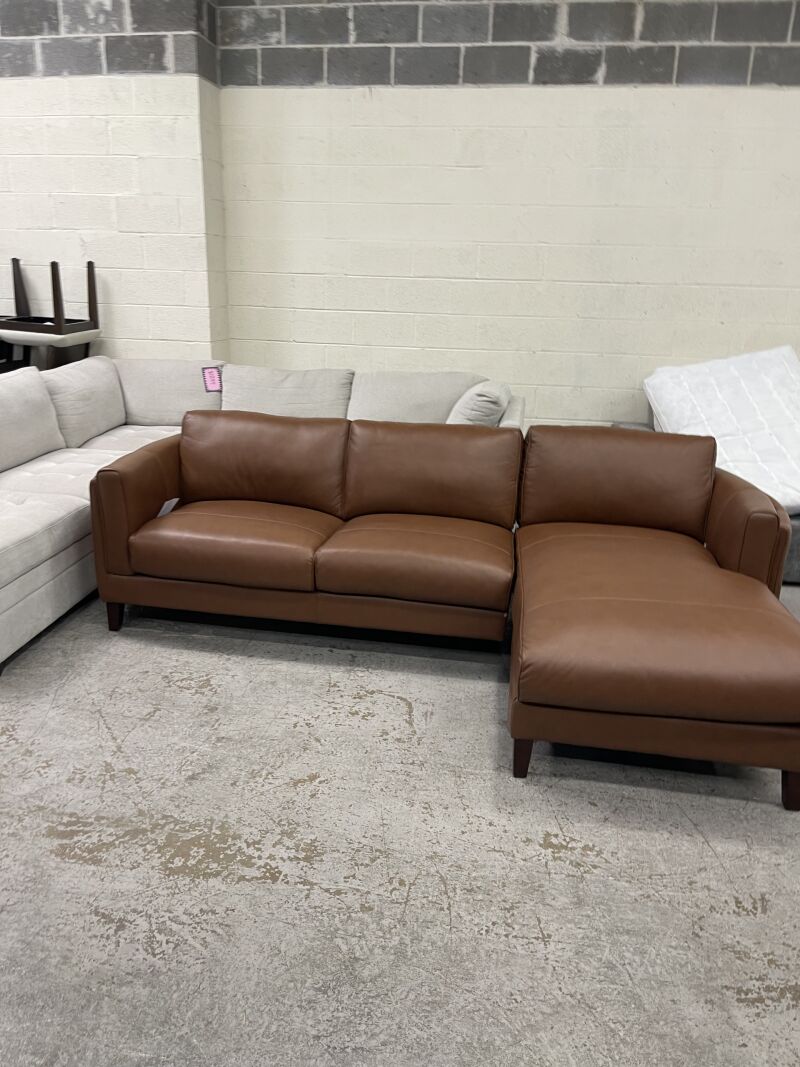 Antilles 2-piece Leather Sectional - Photo 2