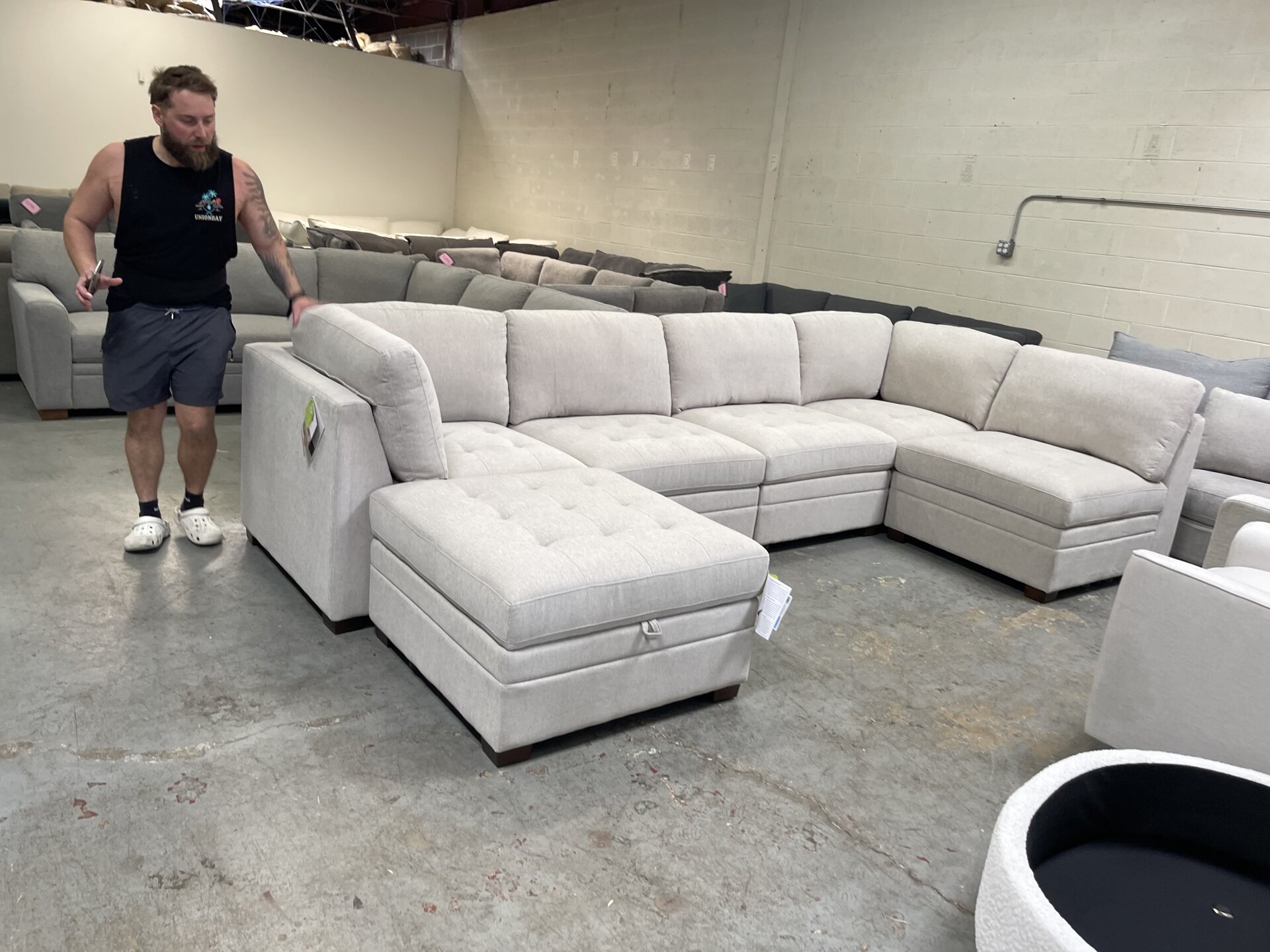 Thomasville Tisdale 6-Piece Fabric Modular Sectional with Storage Ottoman, Beige - Photo 2