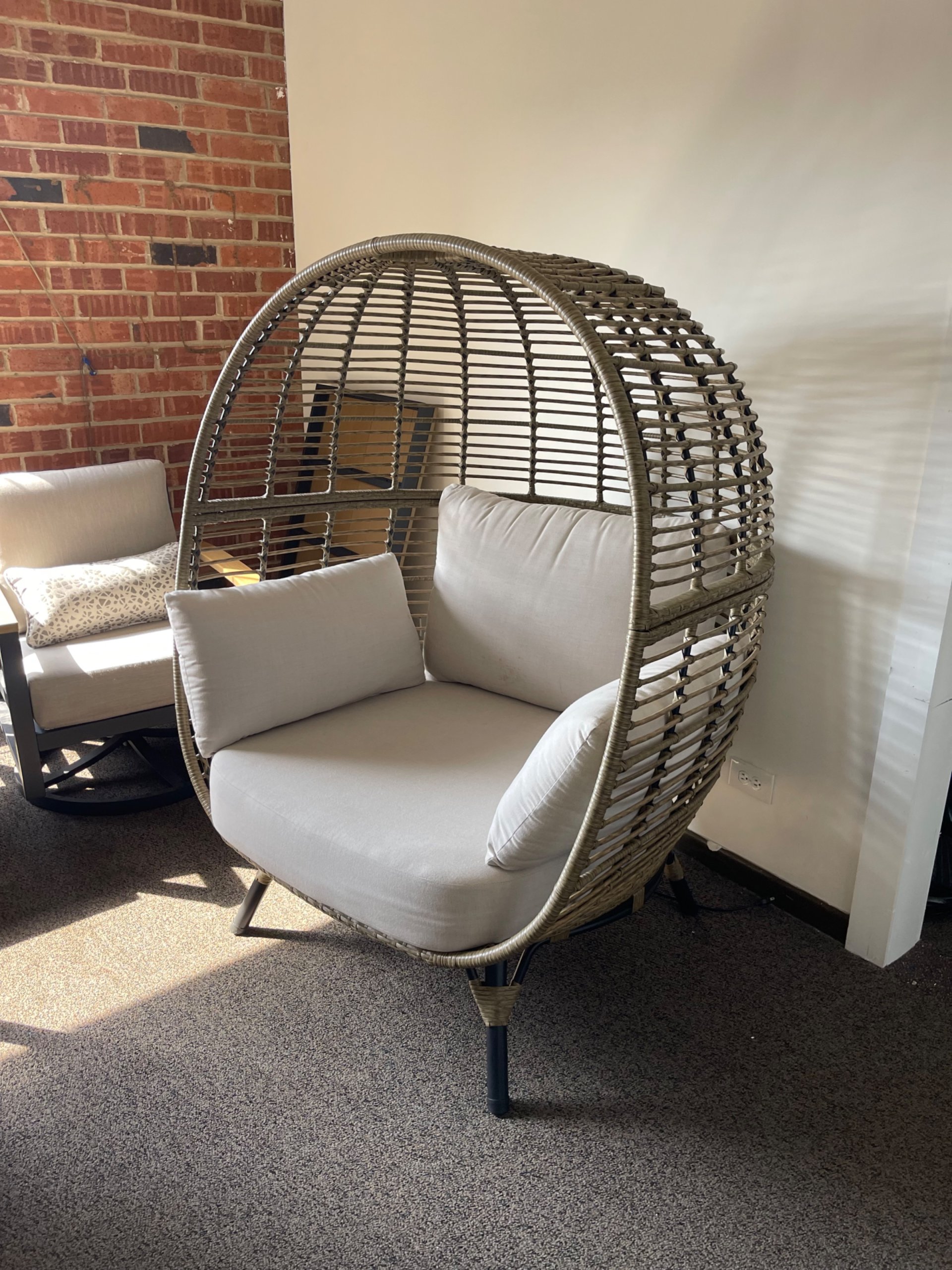 SunVilla Elliot Egg Chair - Photo 2