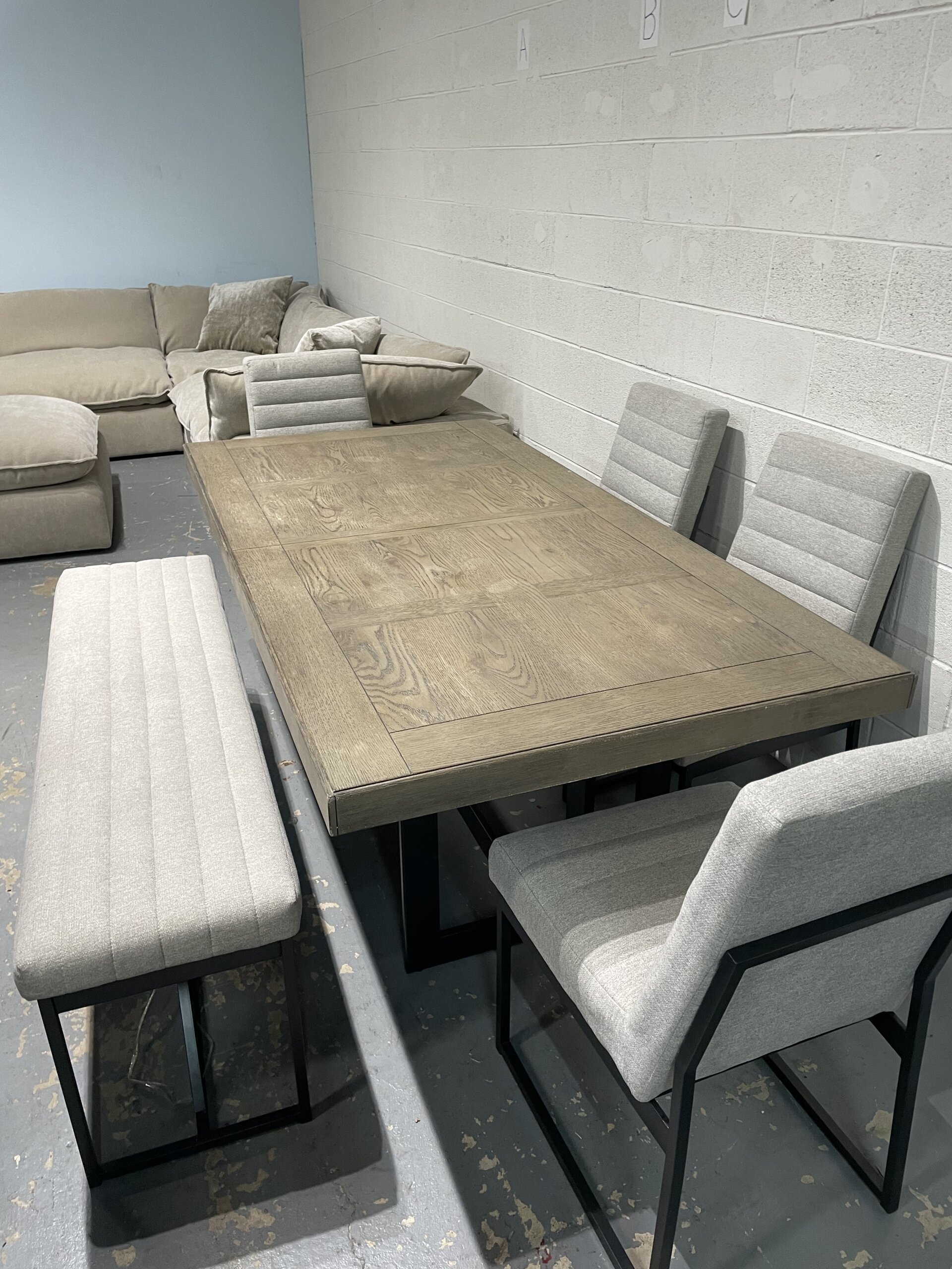 Stone Harbor 6-piece Dining Table Collection - Photo 5
