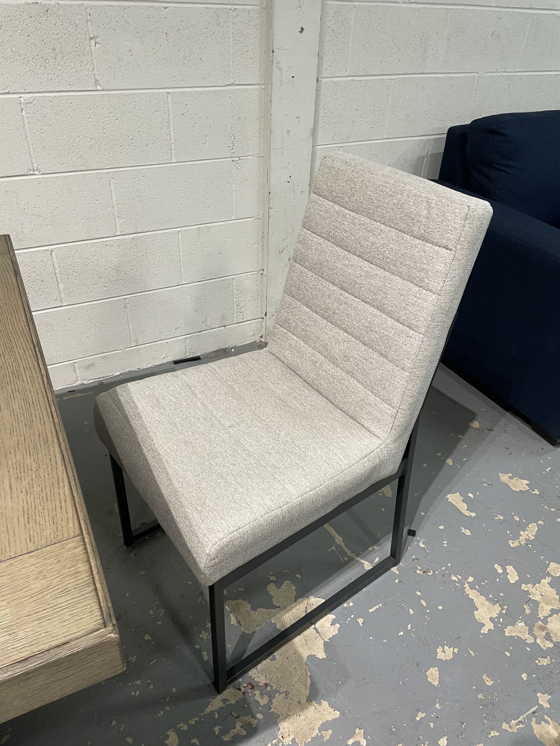 Stone Harbor 6-piece Dining Table Collection - Photo 8