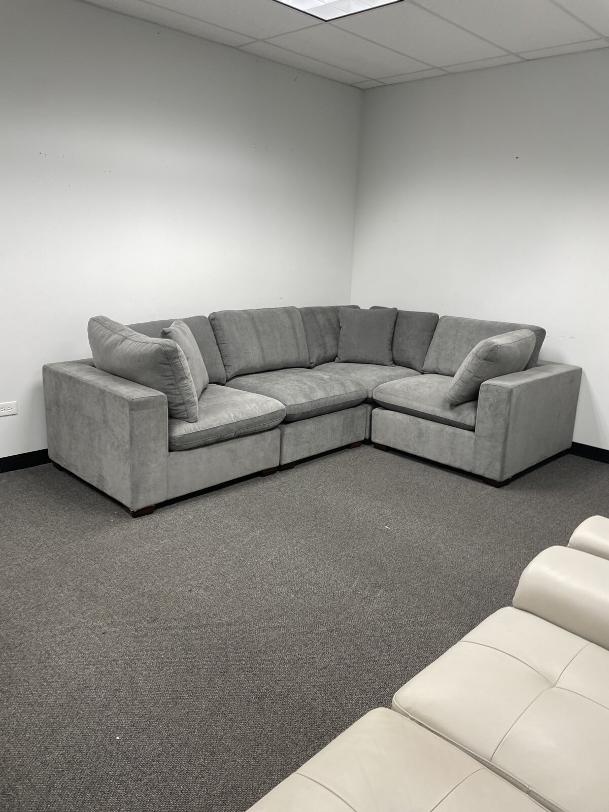 Thomasville Lowell 4-piece Fabric Modular Sectional