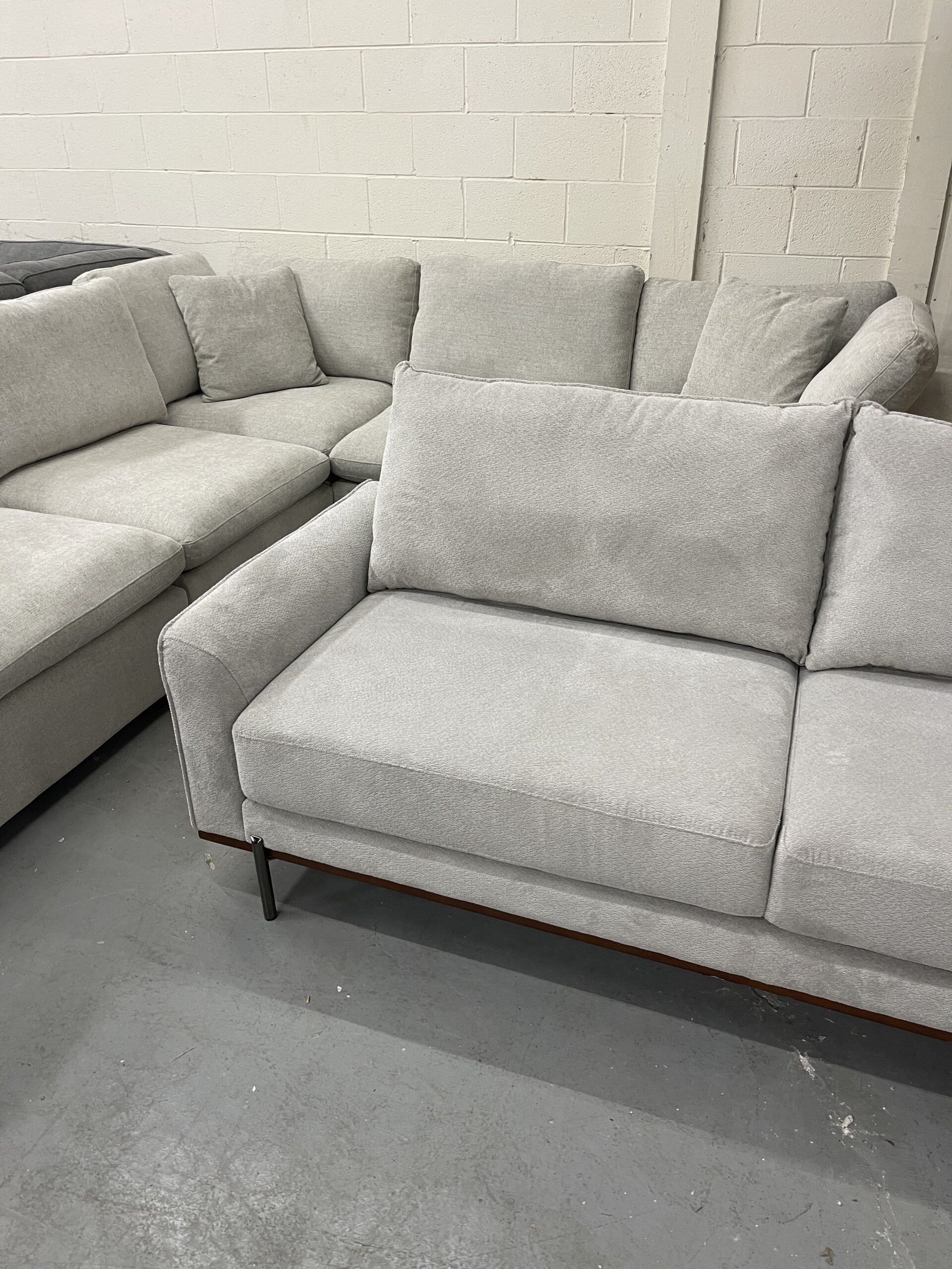 Myla 2-piece Fabric Sofa Chaise - Photo 5