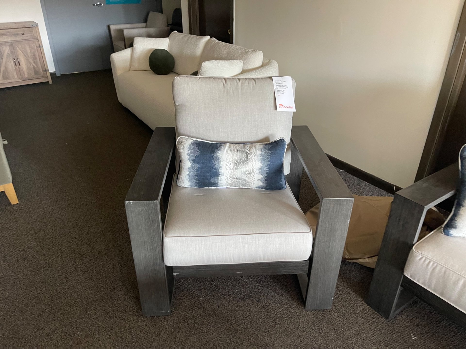 SunVilla Clifton 4-piece Outdoor Patio Seating Set - Photo 5