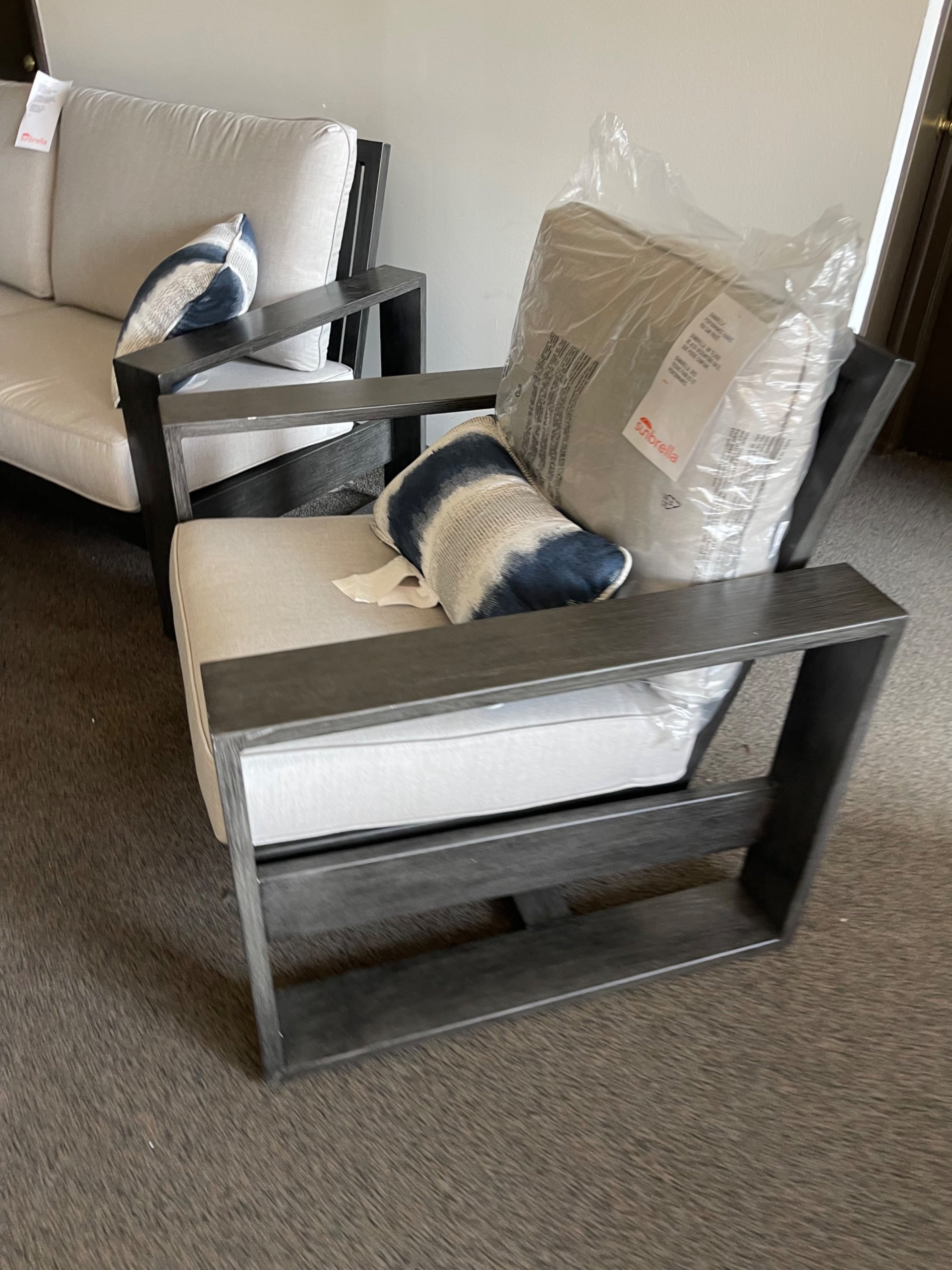 SunVilla Clifton 4-piece Outdoor Patio Seating Set - Photo 12