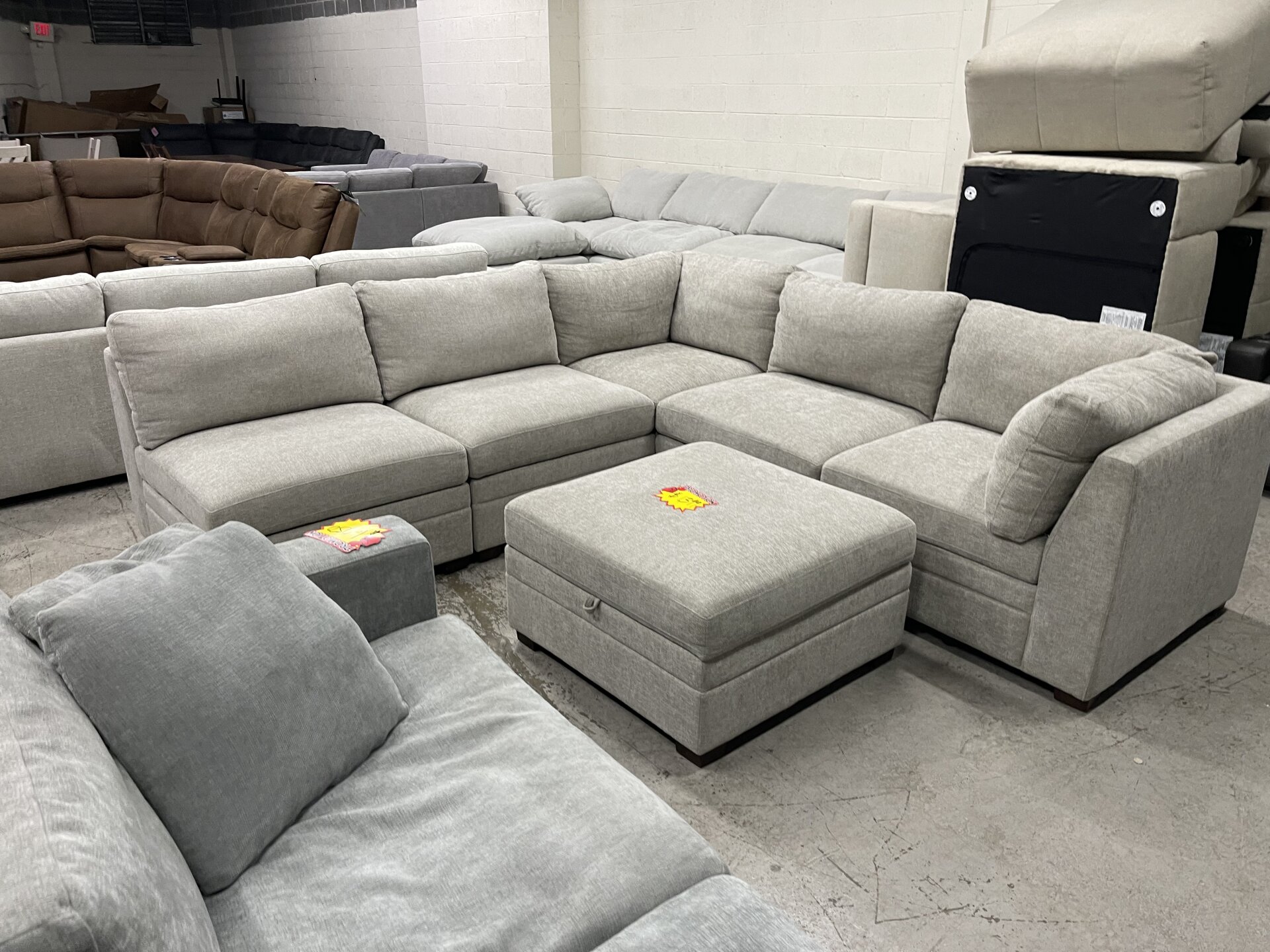 Thomasville Tisdale 6-Piece Fabric Modular Sectional with Storage Ottoman, Taupe - Photo 2