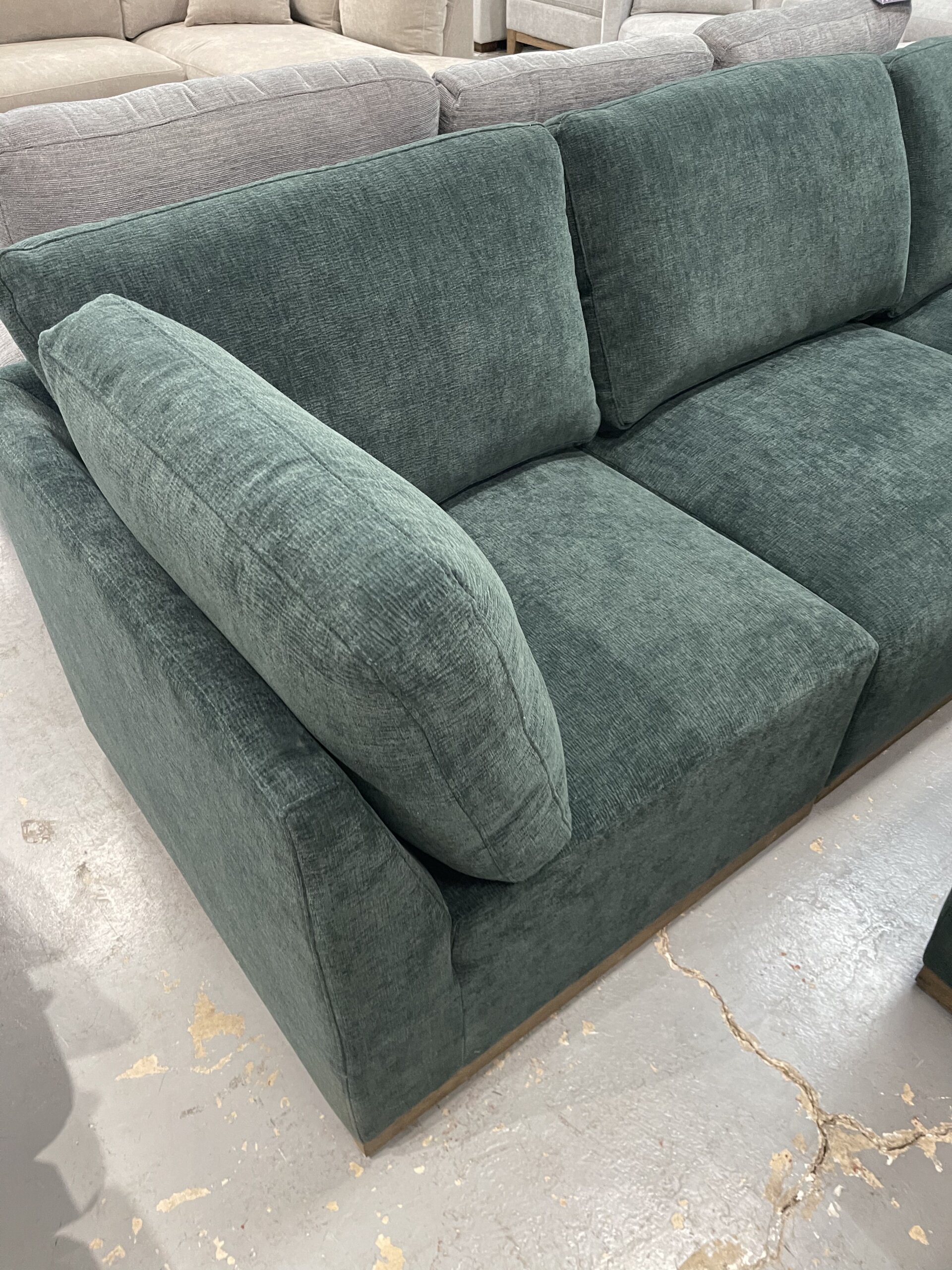 Henredon Murphy Fabric 6-piece Modular Sectional with Ottoman, Green - Photo 5