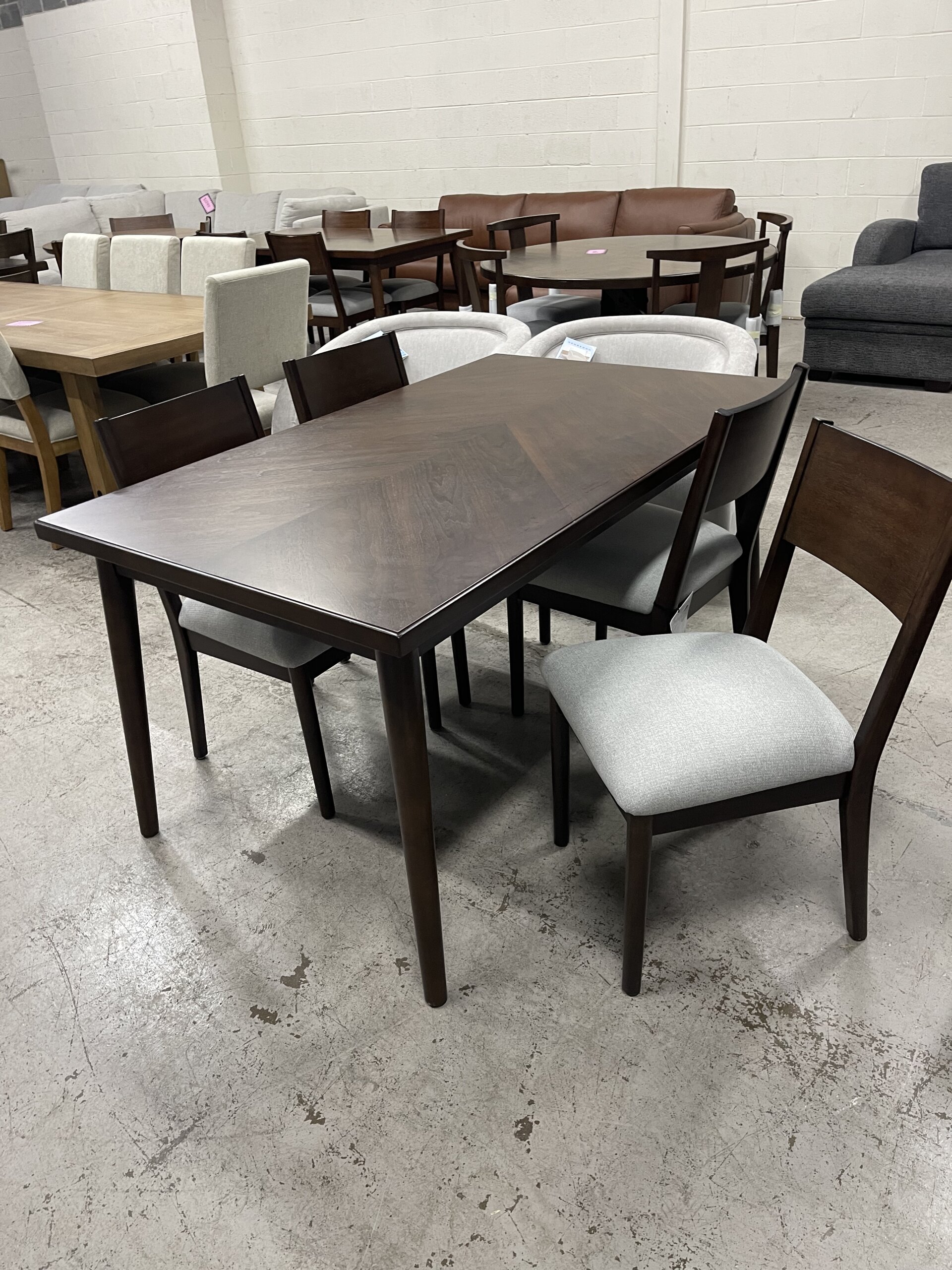 Clare Valley 5-piece Dining Table Set - Photo 2