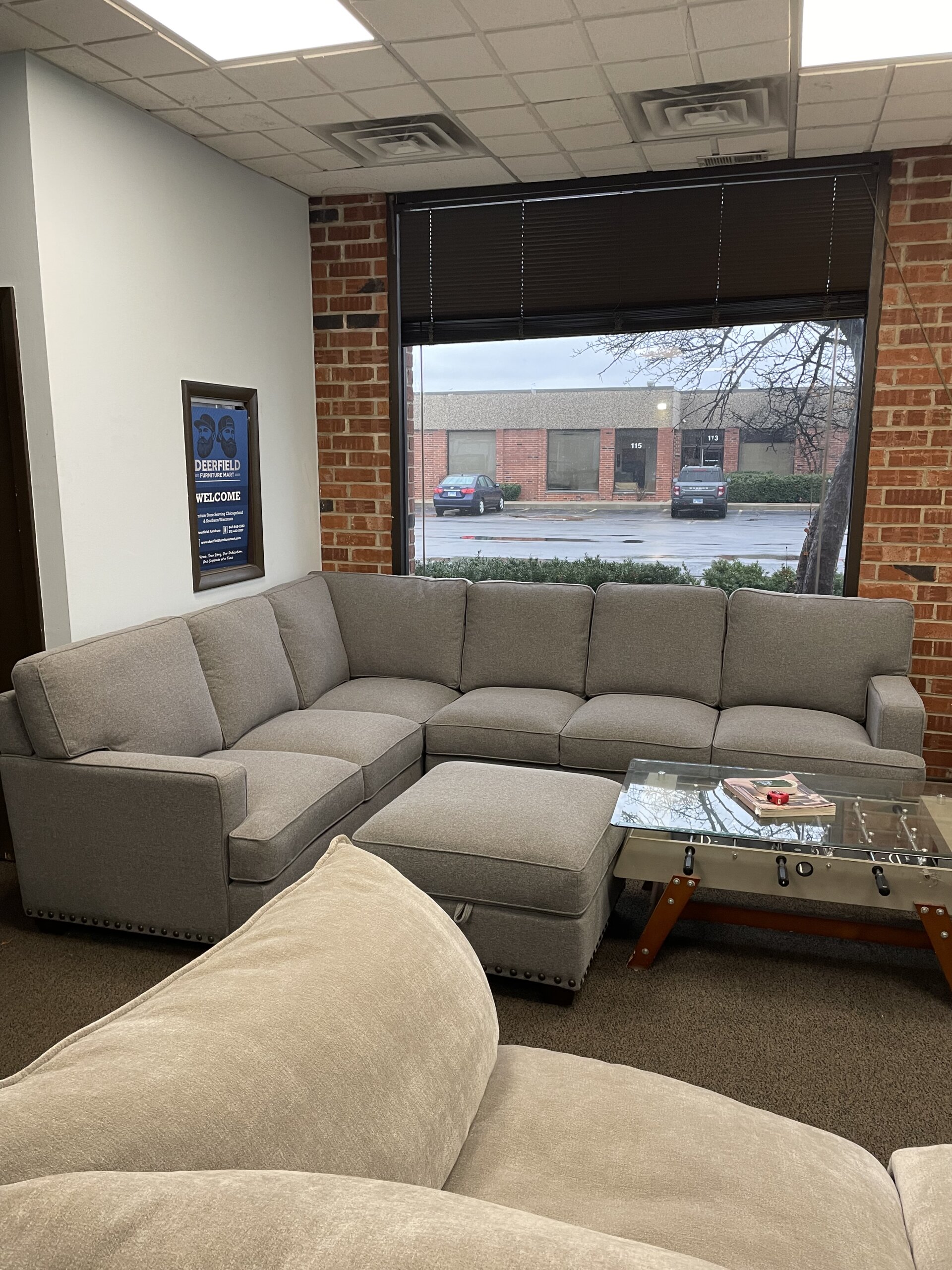 Thomasville Emilee Fabric Sectional with Storage Ottoman - Photo 2