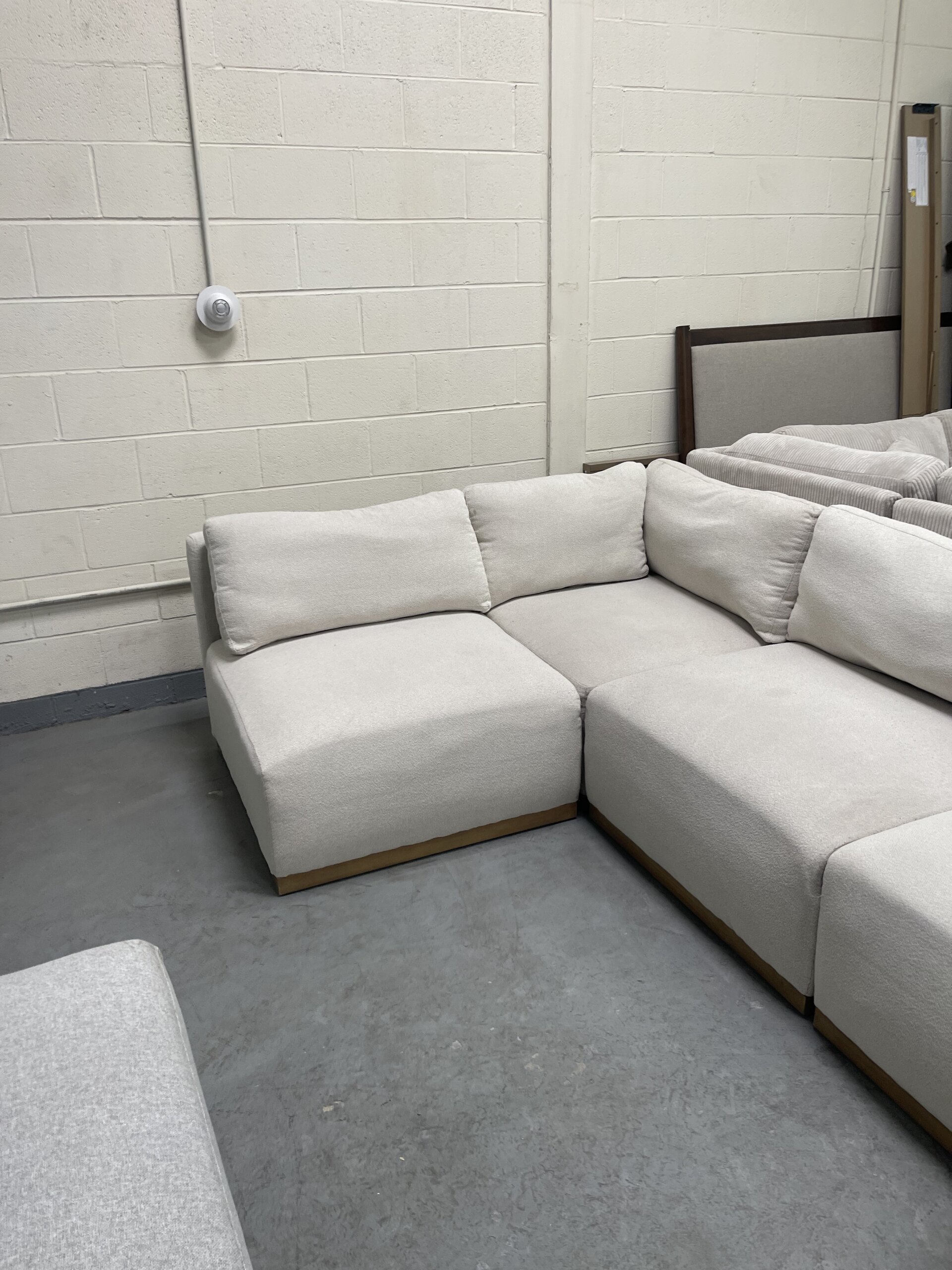 Henredon Murphy Fabric Modular Sectional with Ottoman, Cream - Photo 4