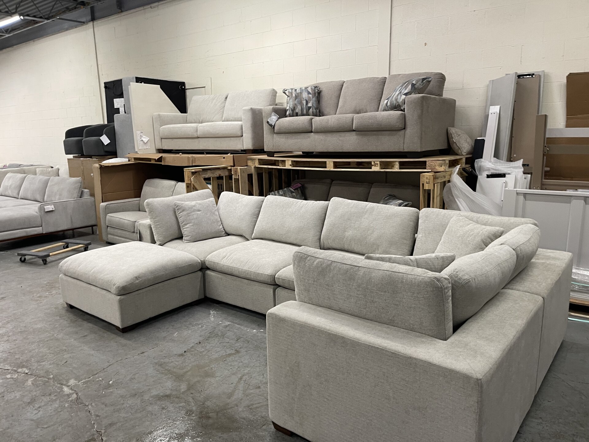 Thomasville Lowell 6-piece Fabric Modular Sectional, Gray - Photo 7