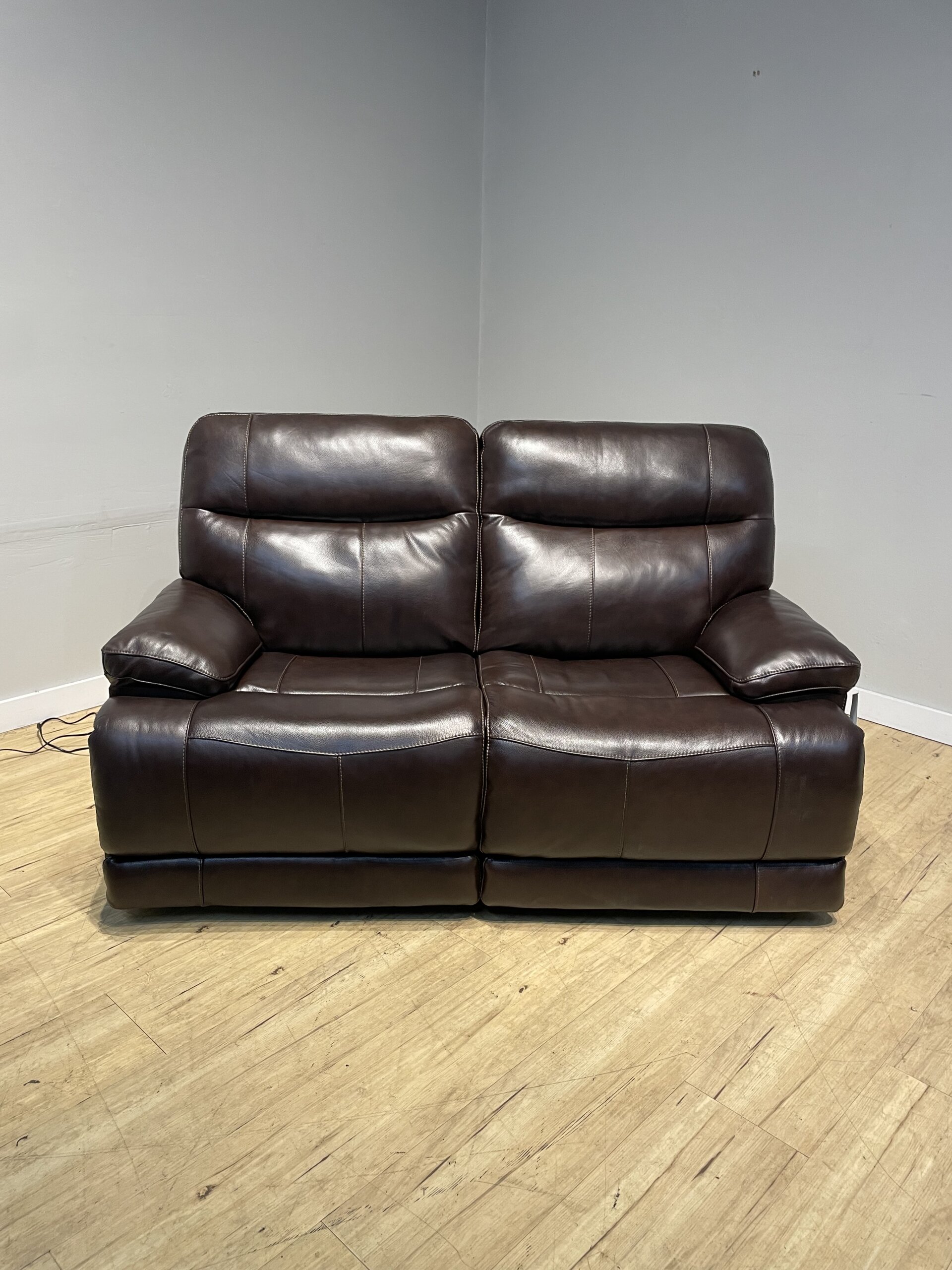 Ridgewin Leather Power Reclining Loveseat