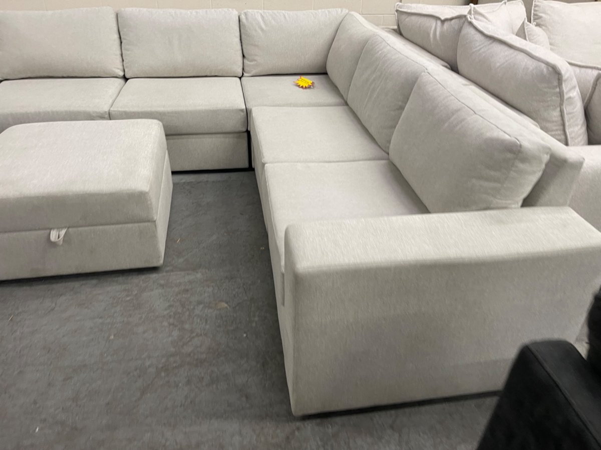 Flexsteel Flex 6-seat Sectional with Ottoman, Frost - Image 2