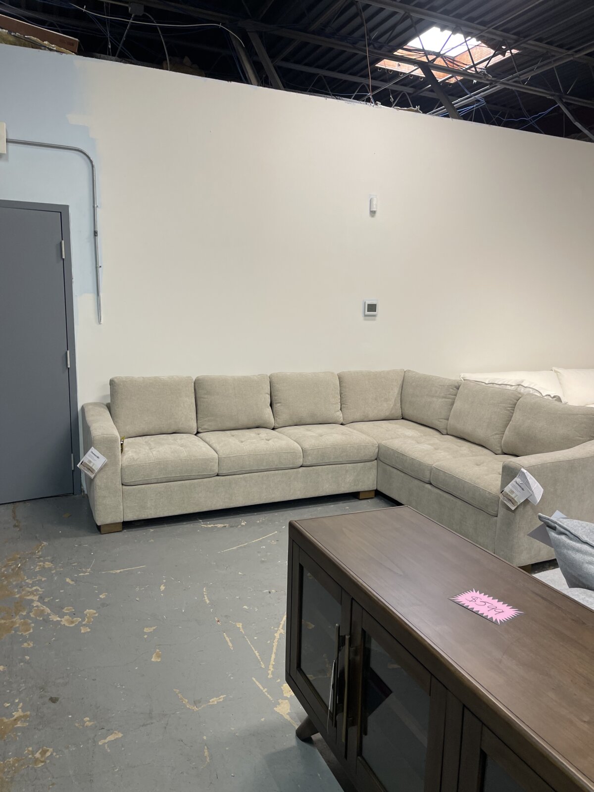 Thomasville Ellsford 2 Piece Fabric Sectional Beige - Image 2