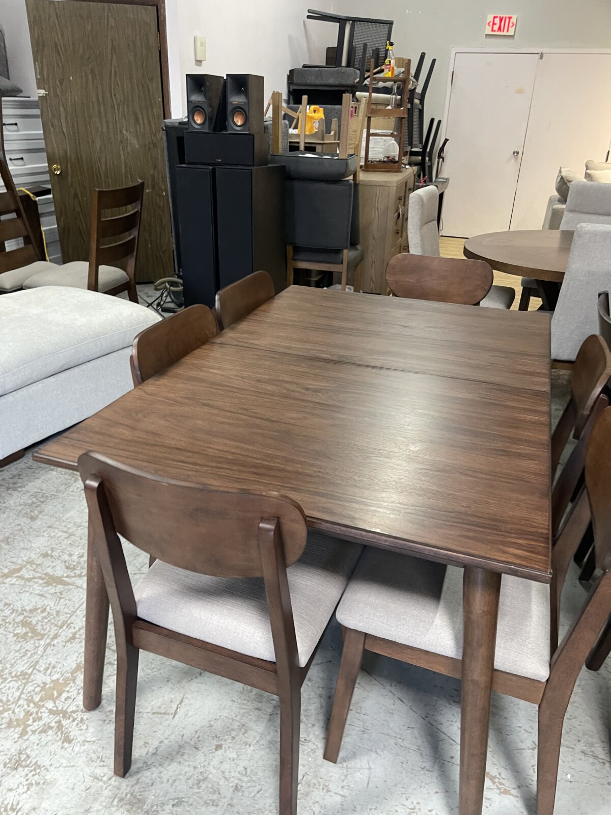 Palm Bay 7 Piece Dining Table Set - Image 3