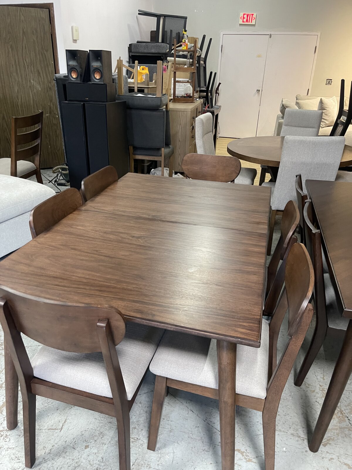 Palm Bay 7 Piece Dining Table Set - Image 4