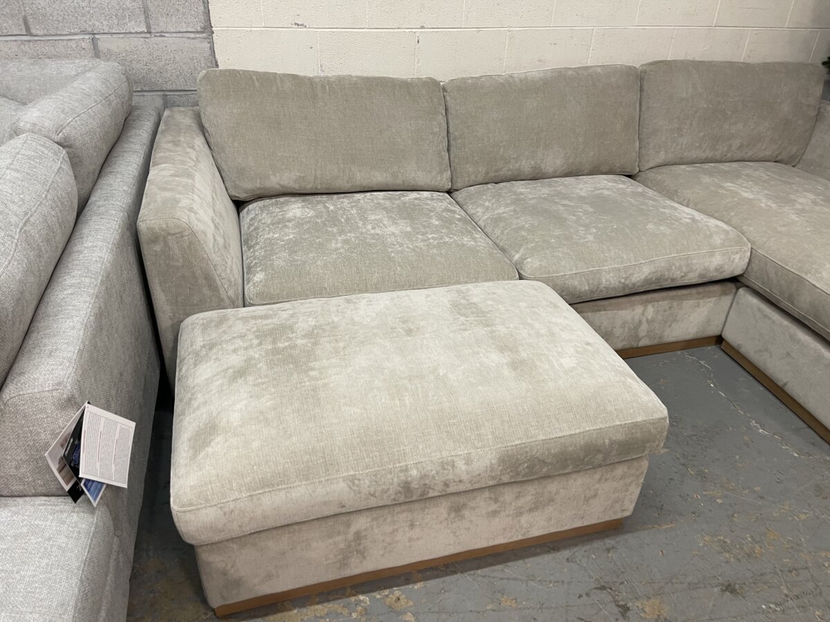 Henredon Caley Reversible Sofa Chaise With Ottoman - Image 3