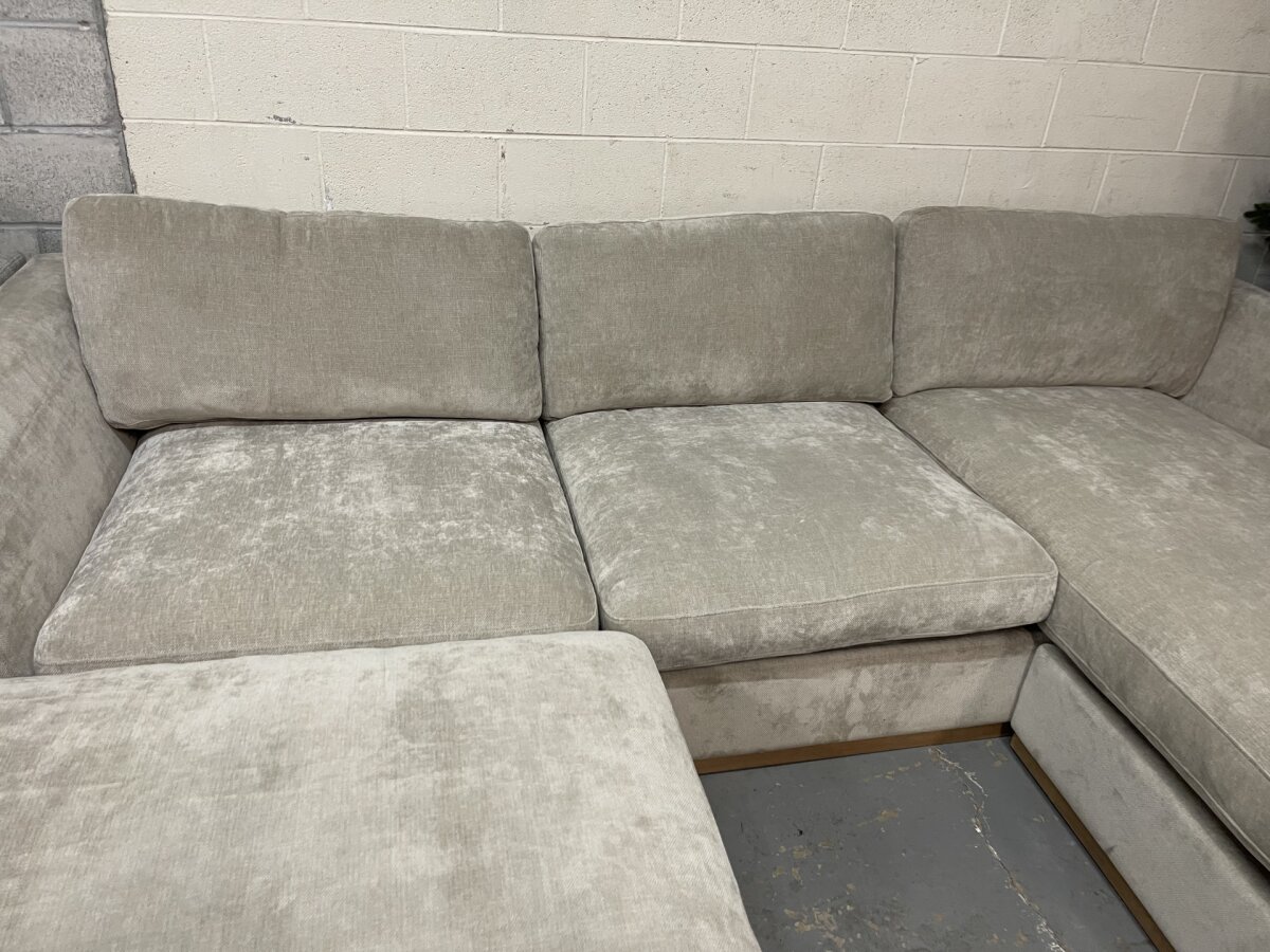 Henredon Caley Reversible Sofa Chaise With Ottoman - Image 4