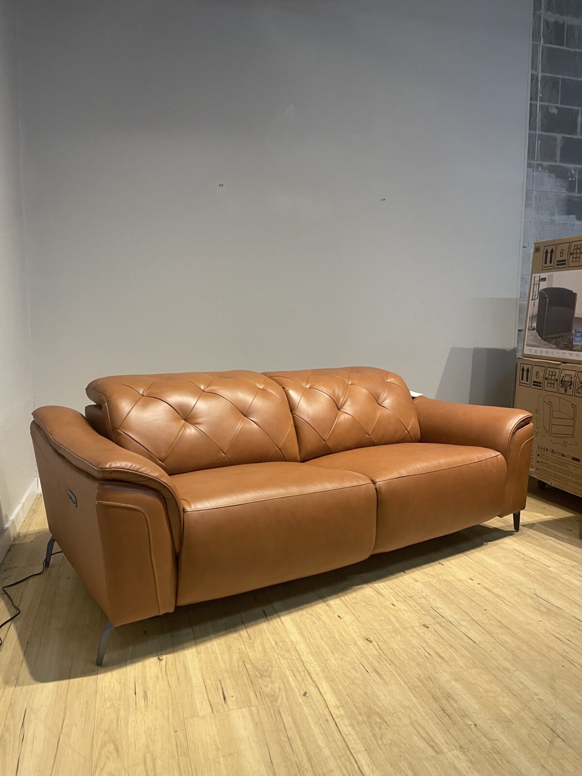 Carvel Leather Power Reclining Sofa With Power Headrest - Image 2