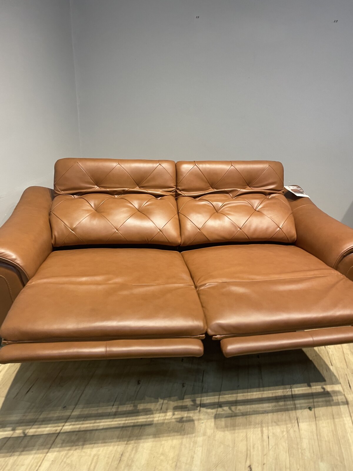 Carvel Leather Power Reclining Sofa With Power Headrest - Image 8