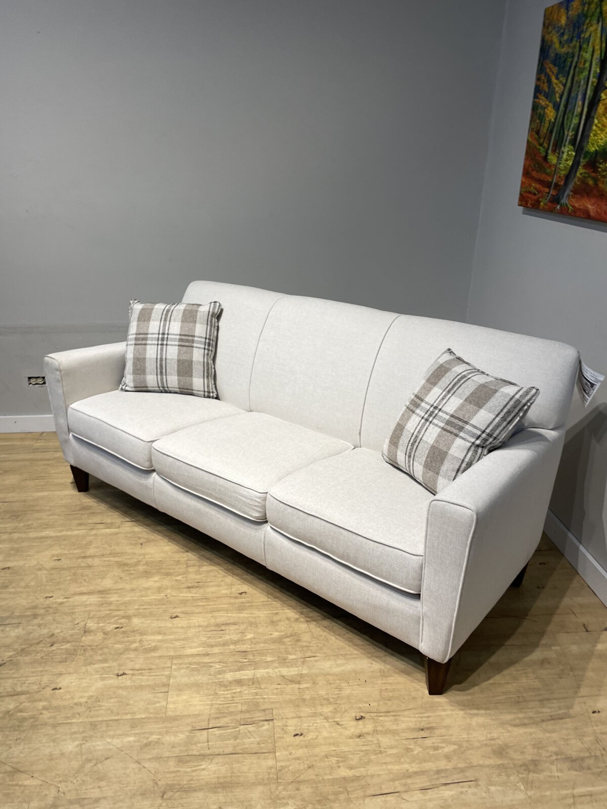 Flexsteel Abbey Fabric Sofa - Image 8