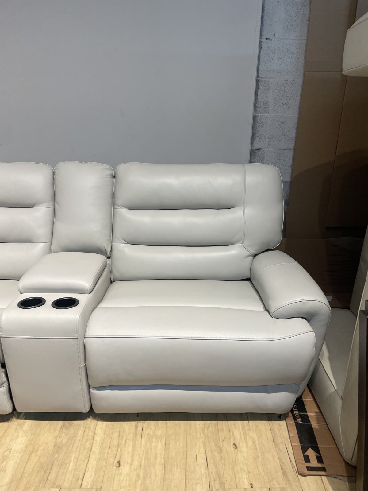 Aubrey 7 Piece Leather Power Zero Gravity Reclining Sectional With Power Headrests - Image 2