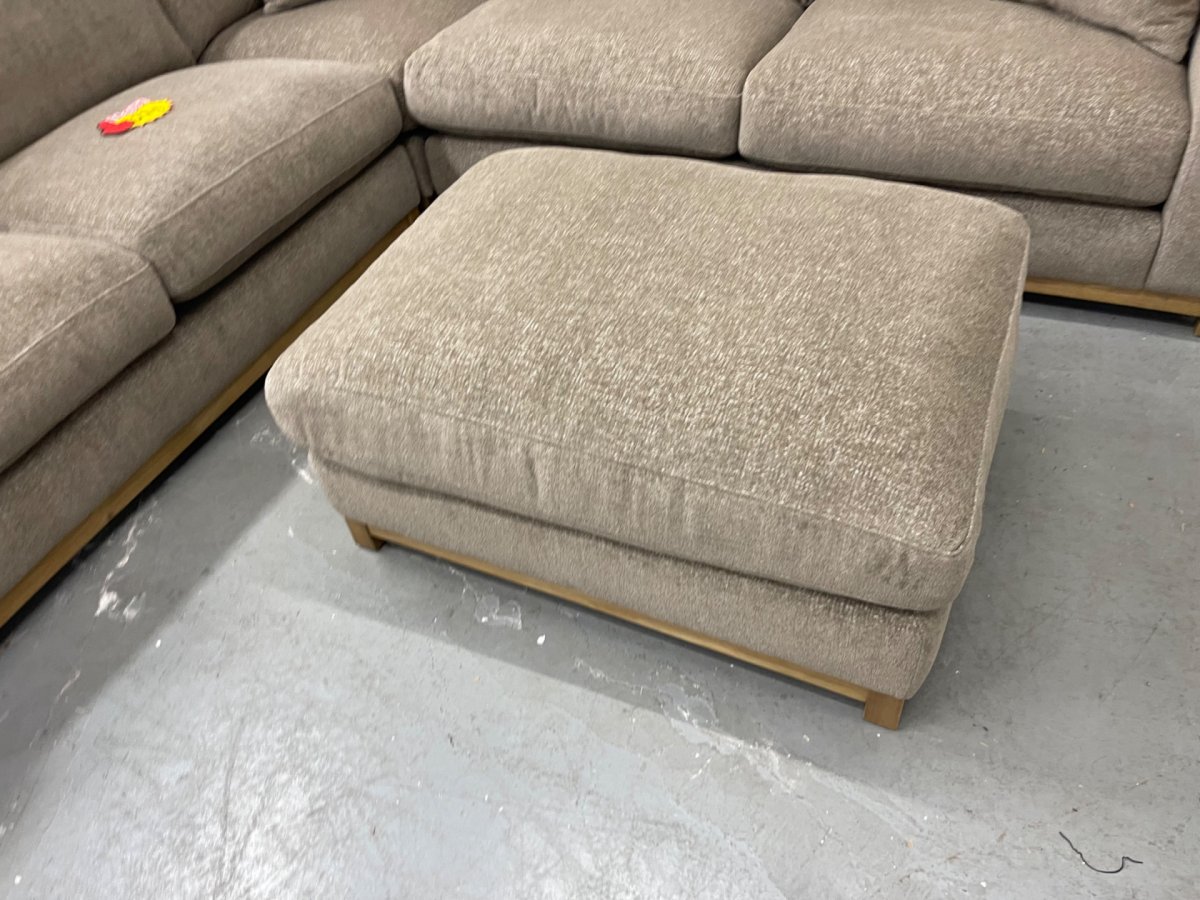 Hawthorne 3-piece Fabric Sectional with Ottoman, Brown - Image 6