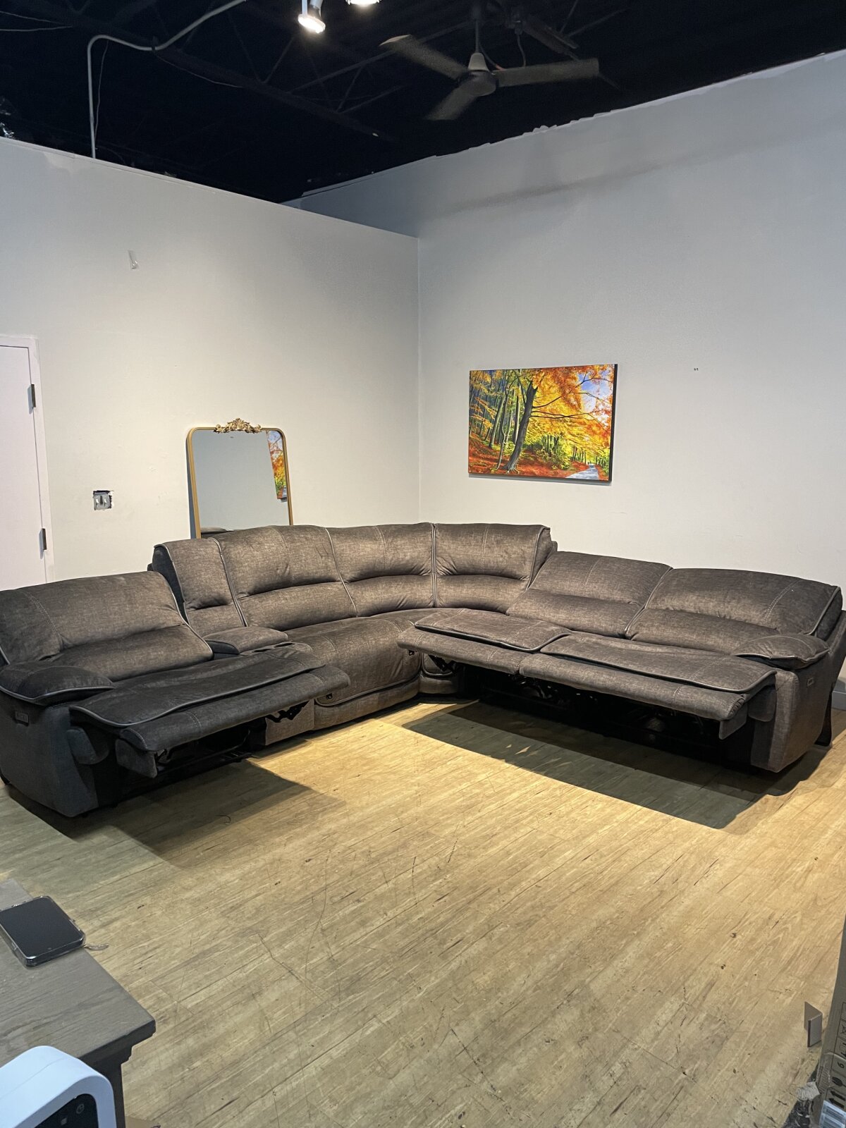 Redding 6 Piece Fabric Power Reclining Sectional With Power Headrest - Image 2