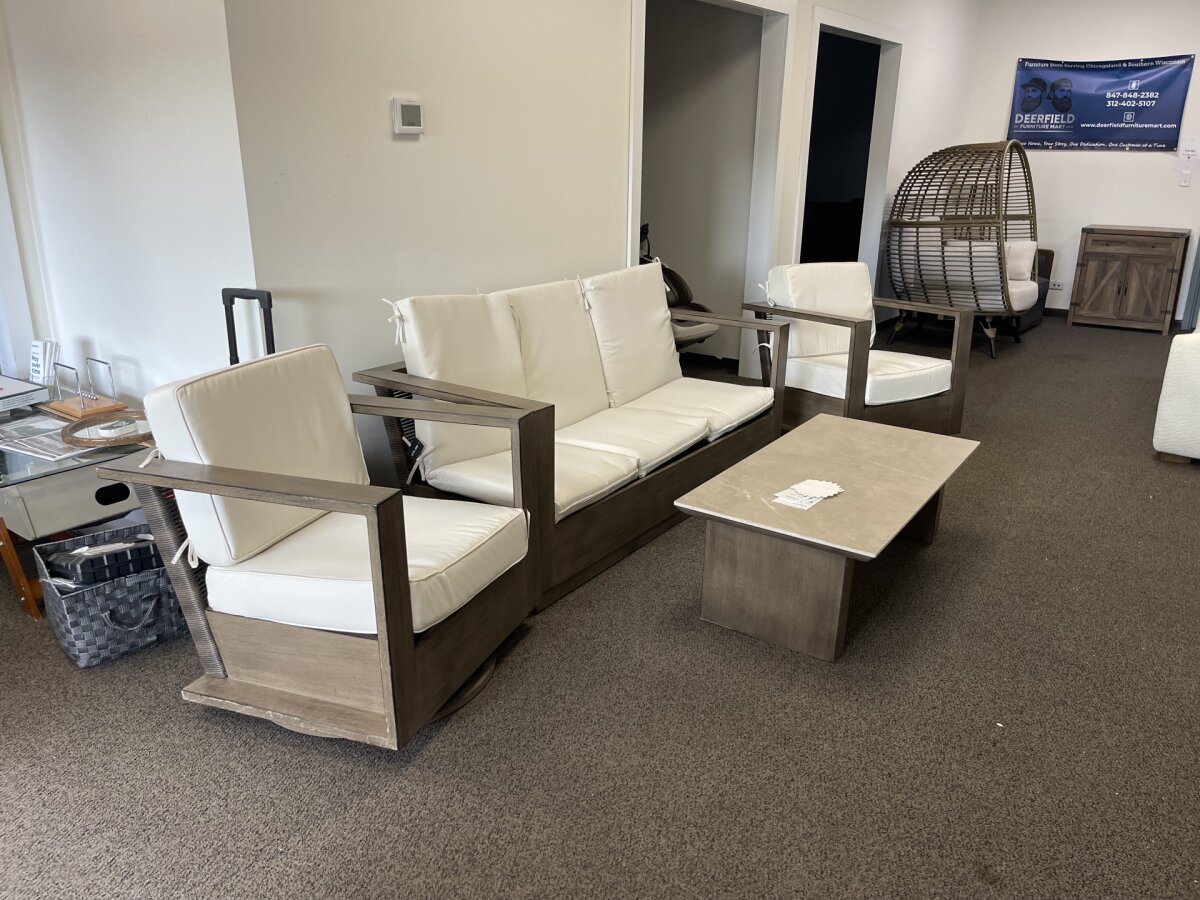 SunVilla Sorrento 4-piece Outdoor Patio Seating Set - Image 1