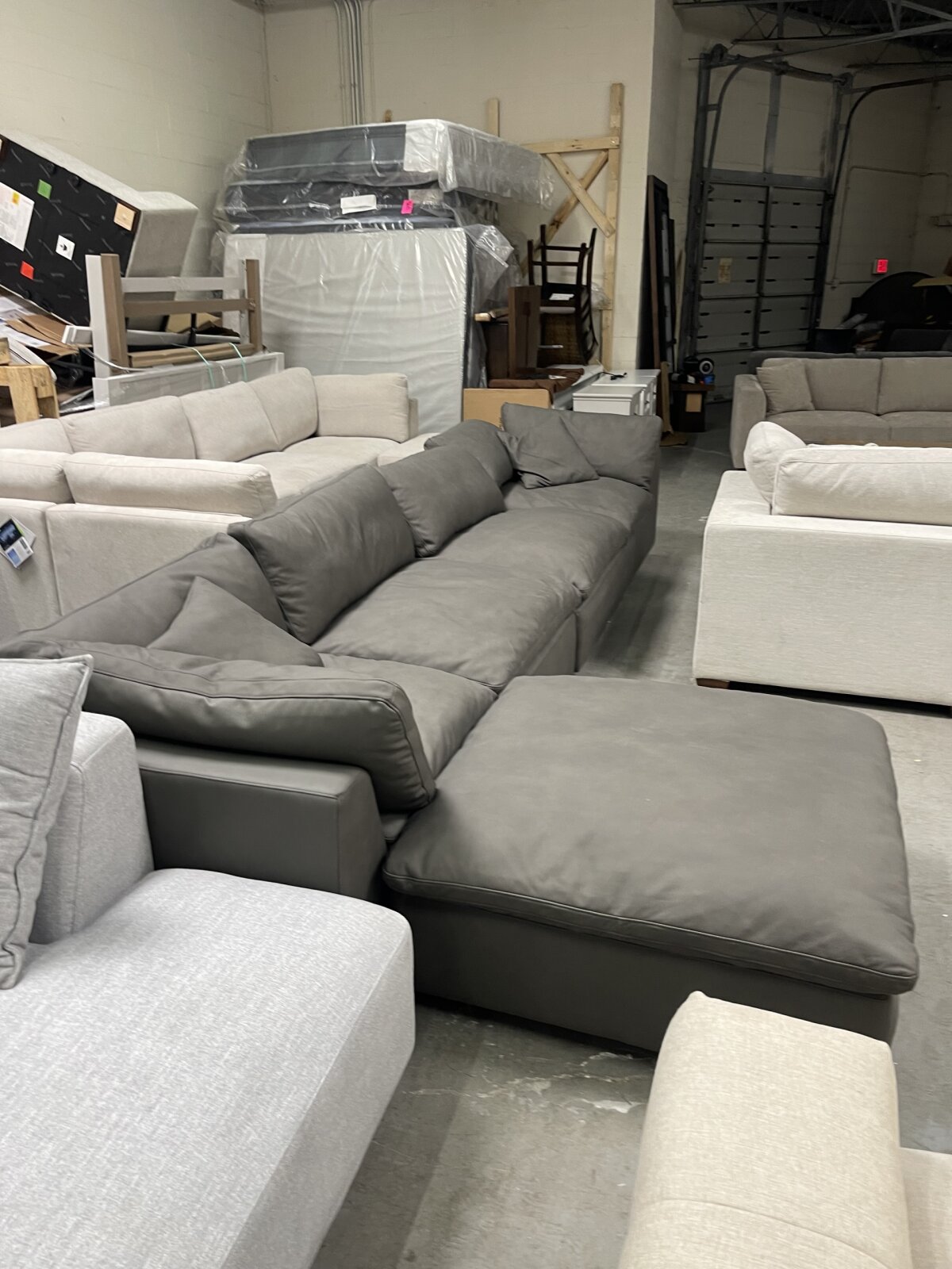 Wilshire 5 Piece Modular Leather Sectional - Image 2