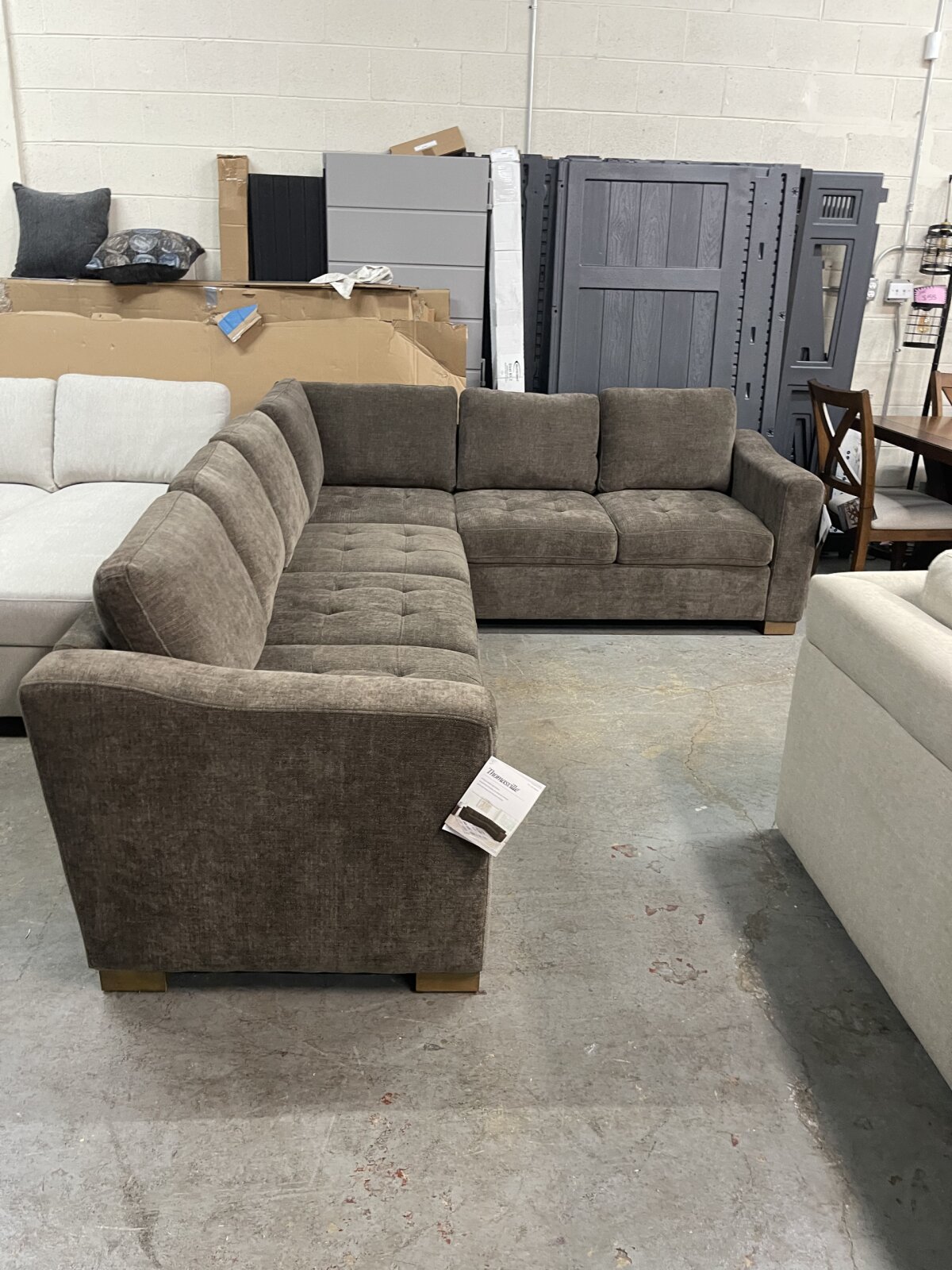 Thomasville Ellsford 2 Piece Fabric Sectional Brown - Image 7