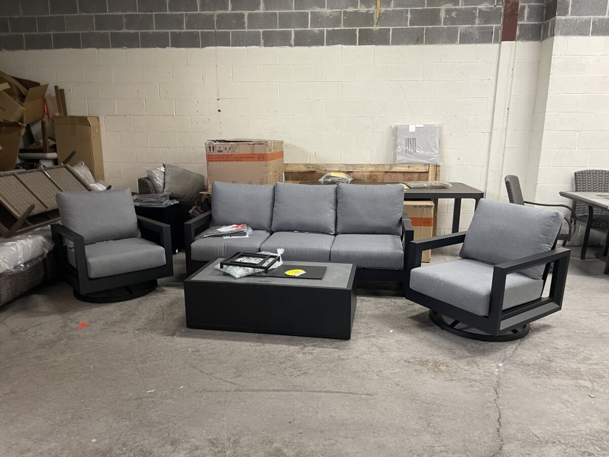 Henredon Trego 5-piece Fire Outdoor Patio Seating Set - Image 1