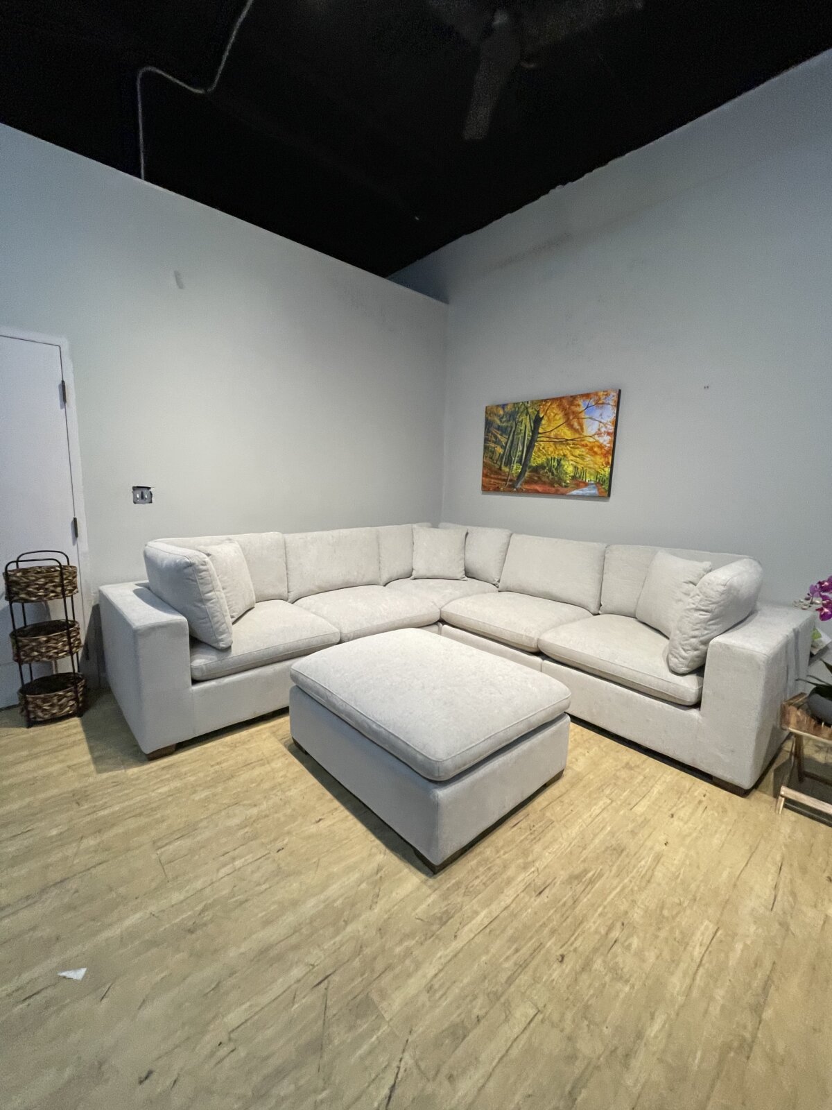 Thomasville Lowell 6 Piece Fabric Modular Sectional Gray - Image 2