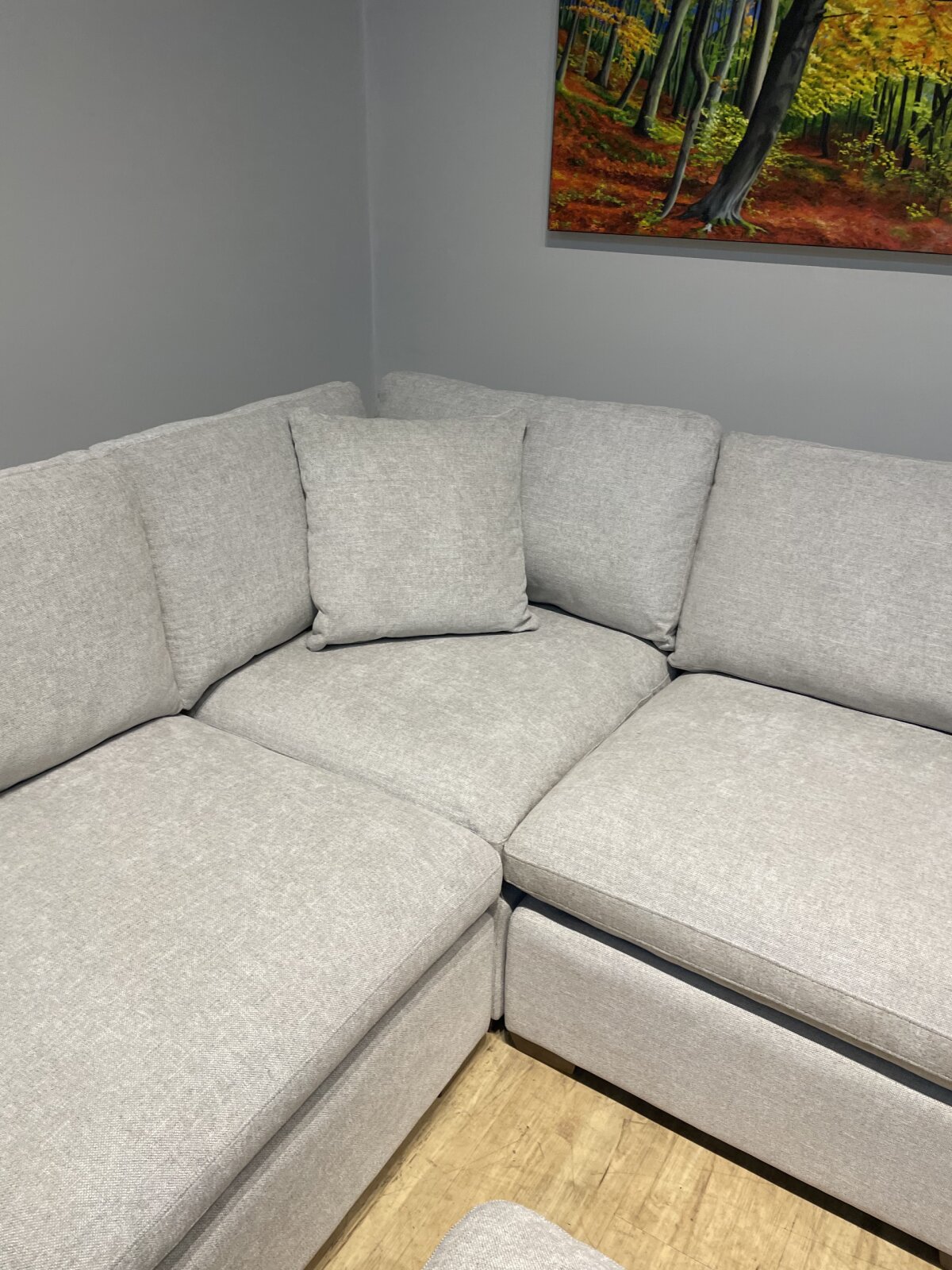 Thomasville Lowell 6 Piece Fabric Modular Sectional Gray - Image 7