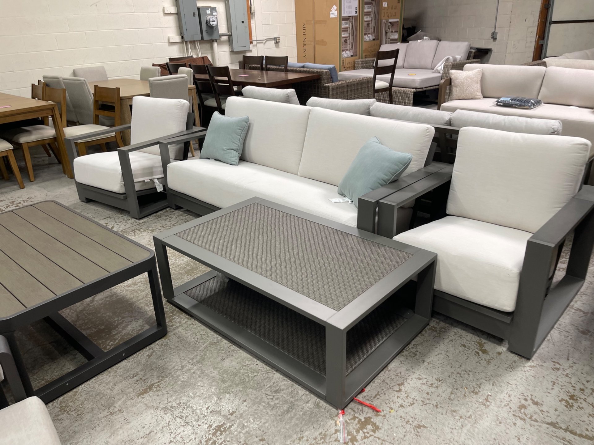 Veranda Classics Milan 4-piece Deep Outdoor Patio Seating Set