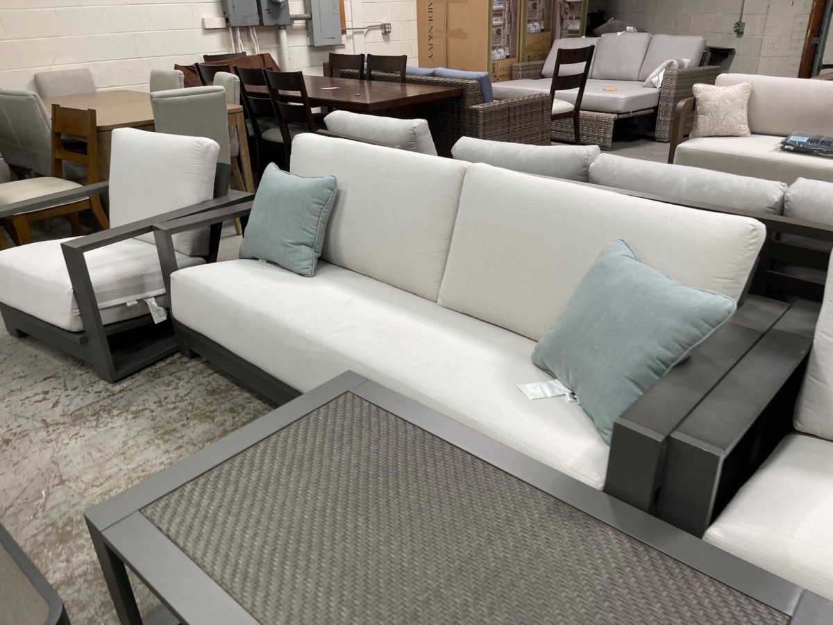 Veranda Classics Milan 4-piece Deep Outdoor Patio Seating Set - Image 3