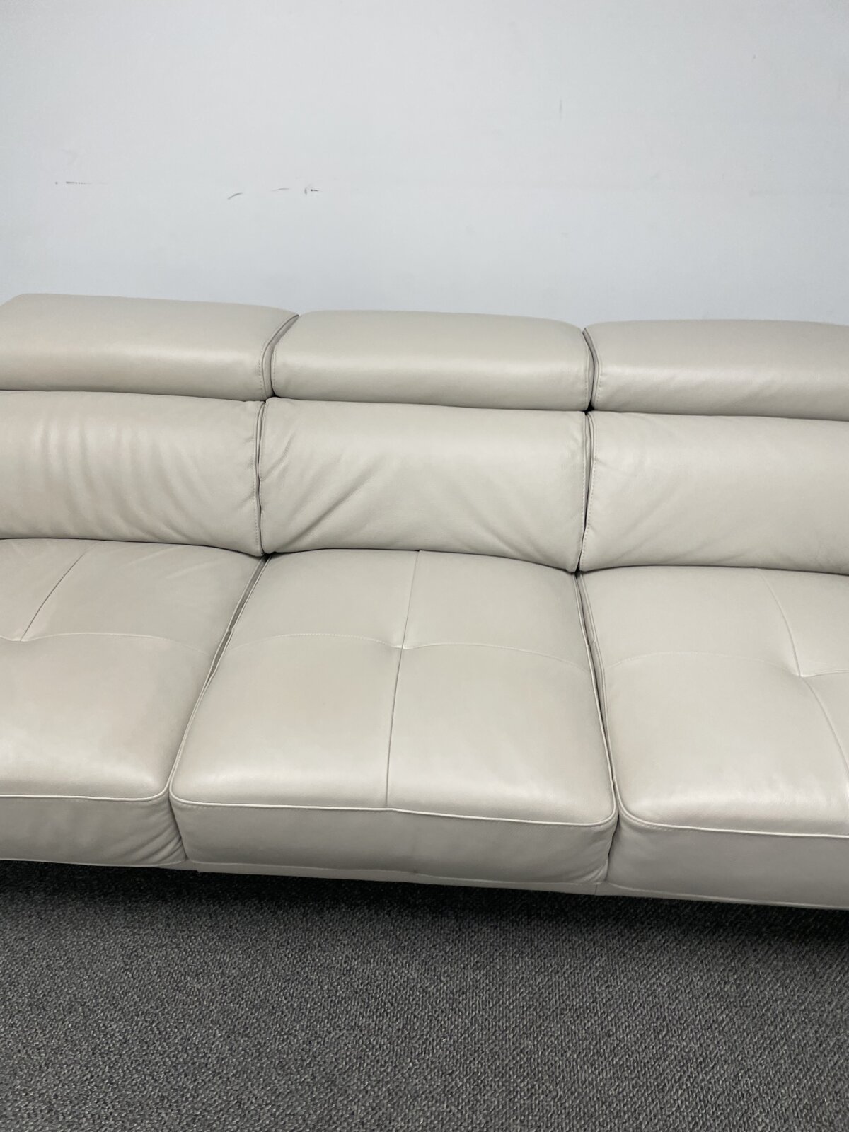 Kimora Top Grain Leather Sofa And Loveseat Set - Image 5