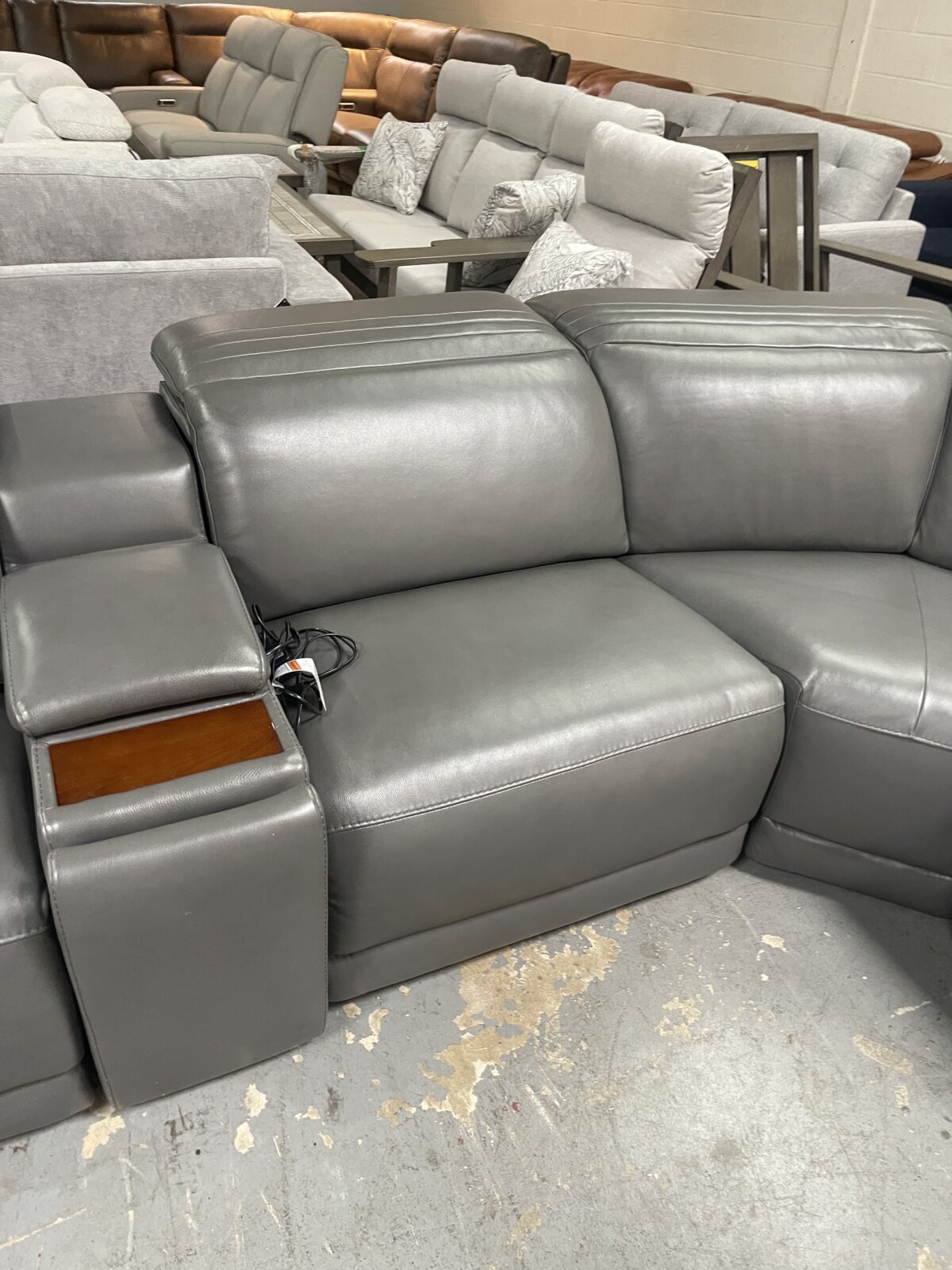 Karson Leather Power Reclining Sectional With Power Headrests - Image 4