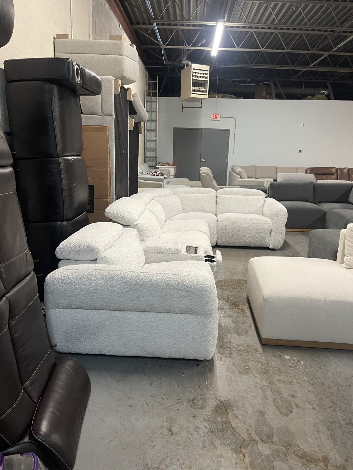 Monroe 6-piece Fabric Power Reclining Sectional