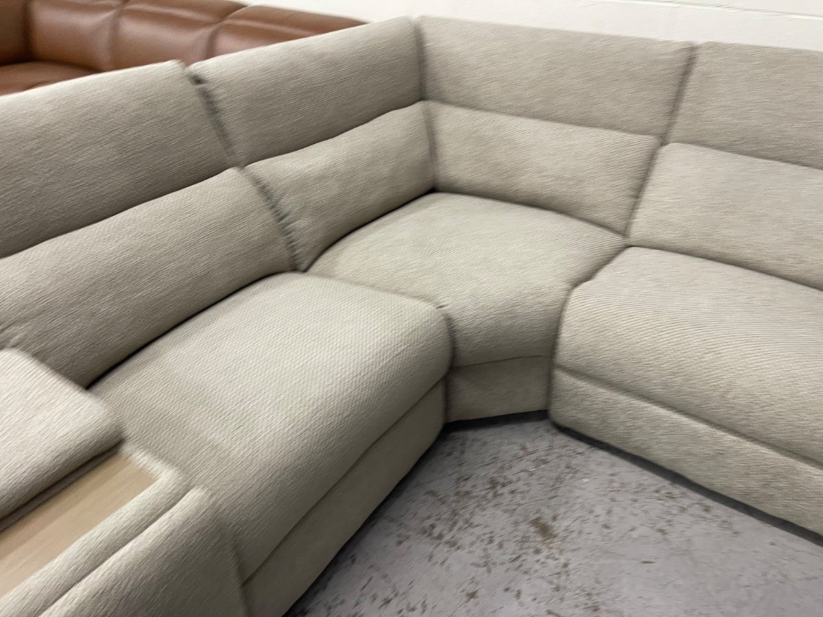 Palisade Fabric Power Reclining Sectional with Power Lift Headrests - Image 3