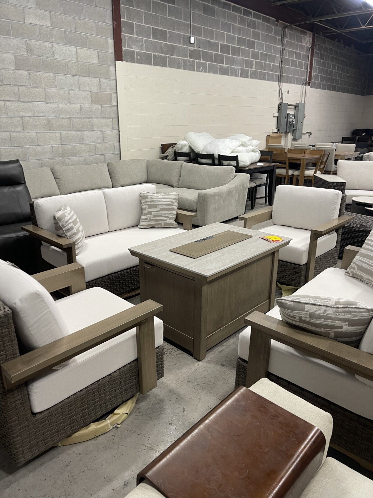 Agio Juniper 5-piece Outdoor Fire Seating Set - Image 4